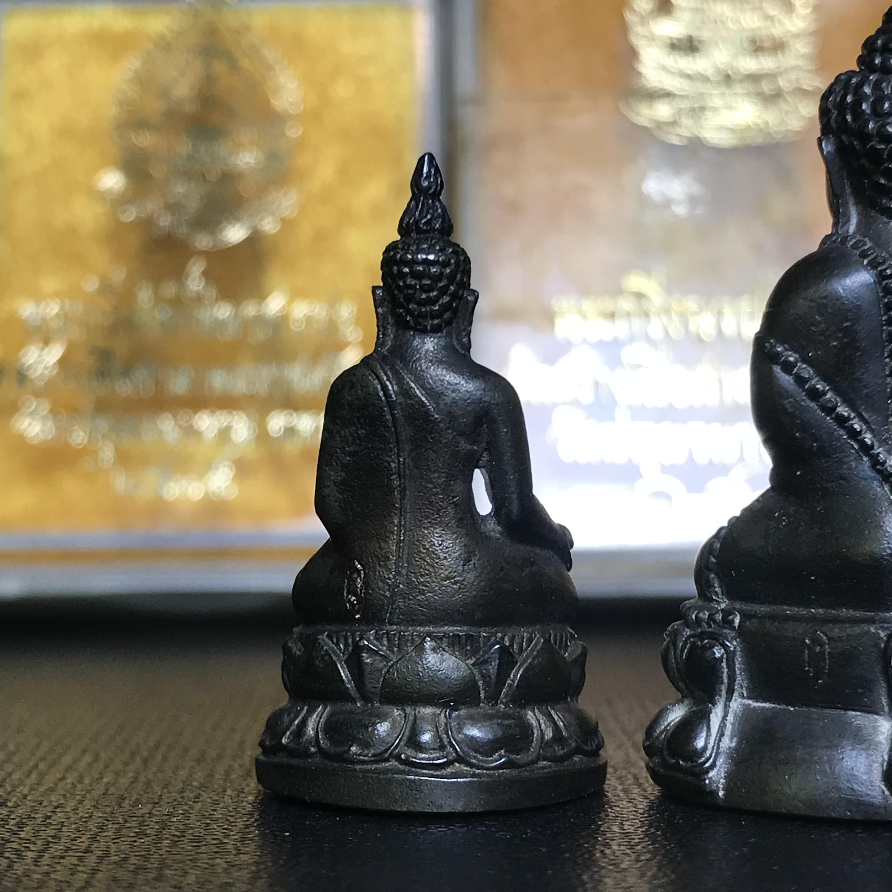 พระกริ่งนวปทุม ภปร.-พระชัยวัฒน์นวปทุม ภปร.-พระกริ่งไพรีพินาศ ภปร. รุ่นแรก วัดปทุมวนาราม ครบชุดเนื้อนวโลหะ ปี2535(ในหลวงรัชกาลที่9เสด็จเททอง)(1ใน3000องค์)หายาก