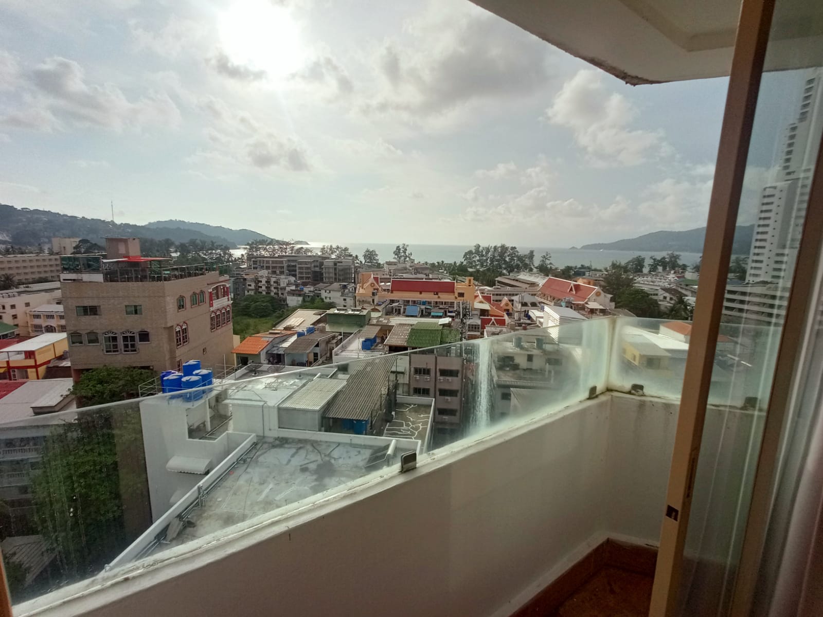 For Rent : Patong, Seaview Condo, 2 Bedroom 2 Bathroom