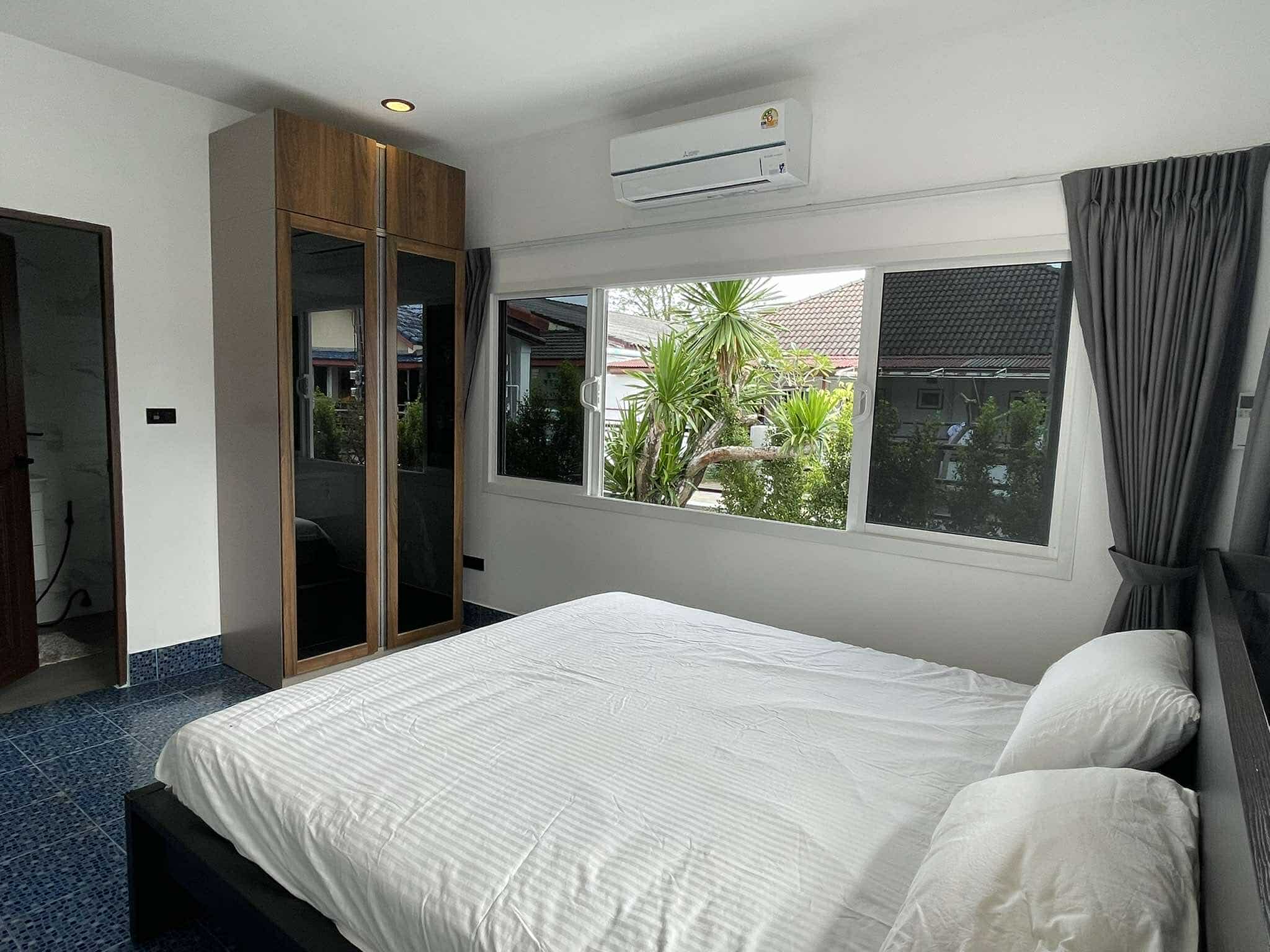 For Rent : Soi Ta-Iad, Phuket 2 Bedrooms 2 Bathrooms