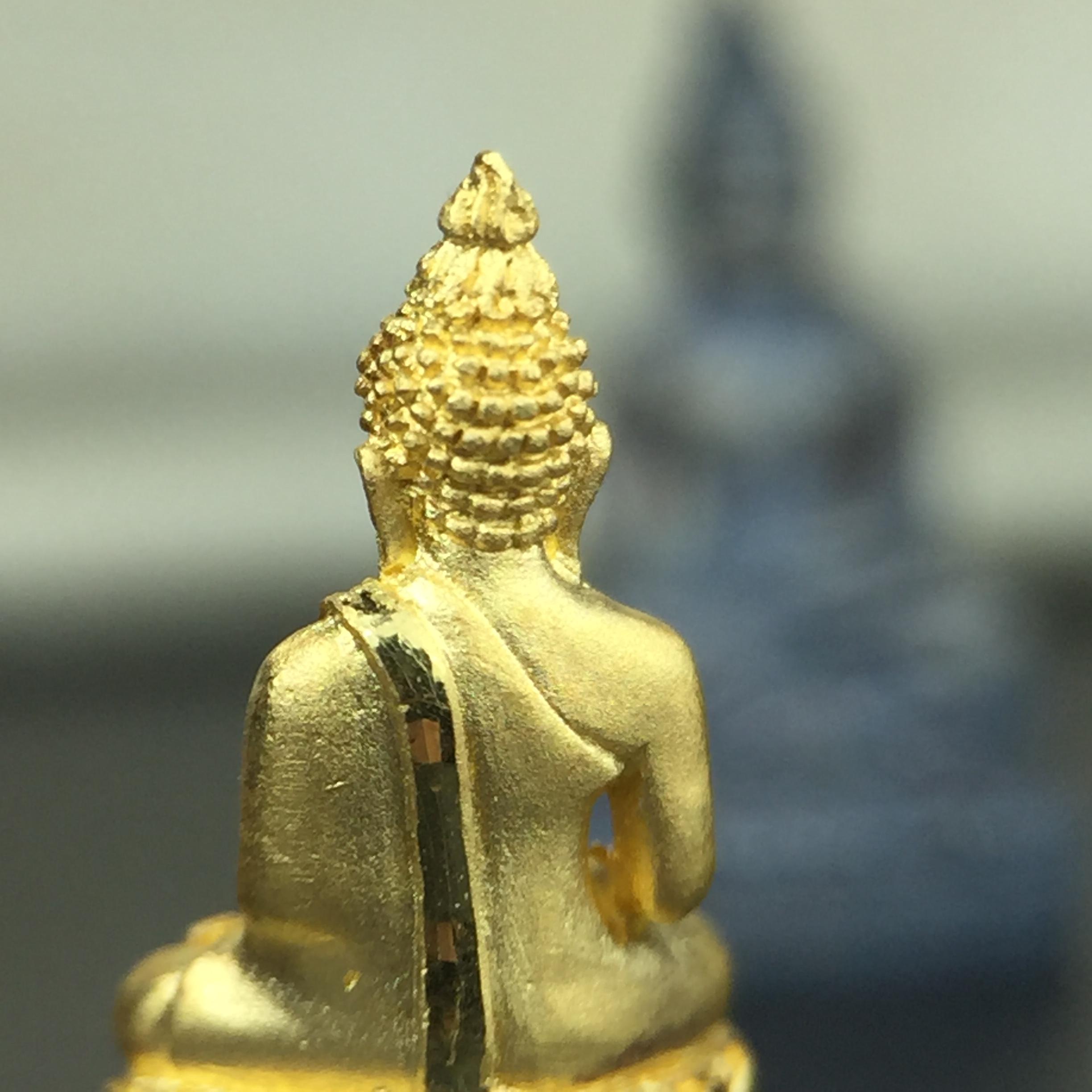 พระไพรีพินาศ วัดบวรนิเวศวิหาร รุ่นมหามงคล 72 พรรษา (6 รอบ) ในหลวงรัชกาลที่9 ปี2542 ชุดทองคำพิมพ์เล็ก ชุด 3องค์ ประกอบด้วย(เนื้อทองคำบริสุทธิ์ 99.99%+เนื้อเงินแบบสามกษัตริย์+เนื้อเงินแบบพ่นทรายนวลขัดเงาบางส่วน)(สวยครบสมบูรณ์)1 ใน 2000 ชุด หายาก