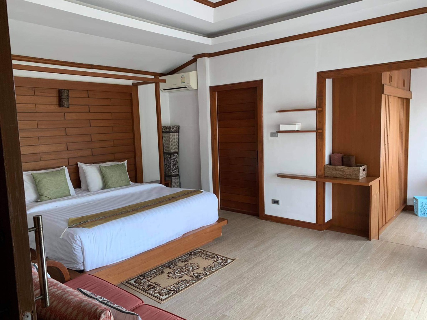 For Rent : Bangtao Private Pool Villa, 3 bedrooms 4 Bathrooms, Pool view.