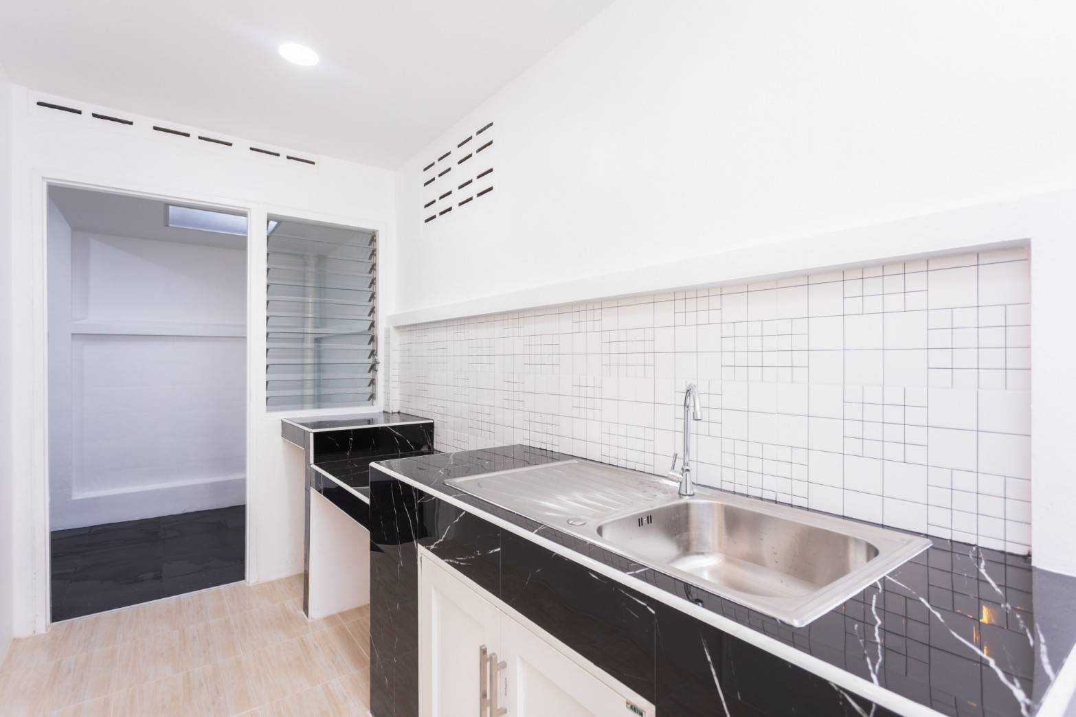 For Sale : Thalang, Single-storey townhouse, 3 Bedrooms 1 Bathrooms