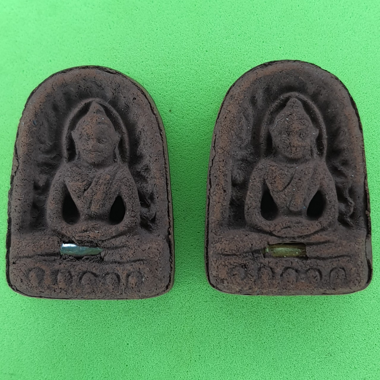 พระของชำร่วย พระซุ้มกอ ฝังตะกรุด 50 ชุด เนื้อแร่เหล็กน้ำพี้ ของที่ระลึก พระซุ้มกอพิมพ์กลาง พระแท้ พระซุ้มกอแท้ พระเครื่องพระซุ้มกอ พระซุ้มกอเนื้อผง พระซุ้มกอกำแพงเพชร พระซุ้มกอพิมพ์กลาง พิมพ์ใหญ่