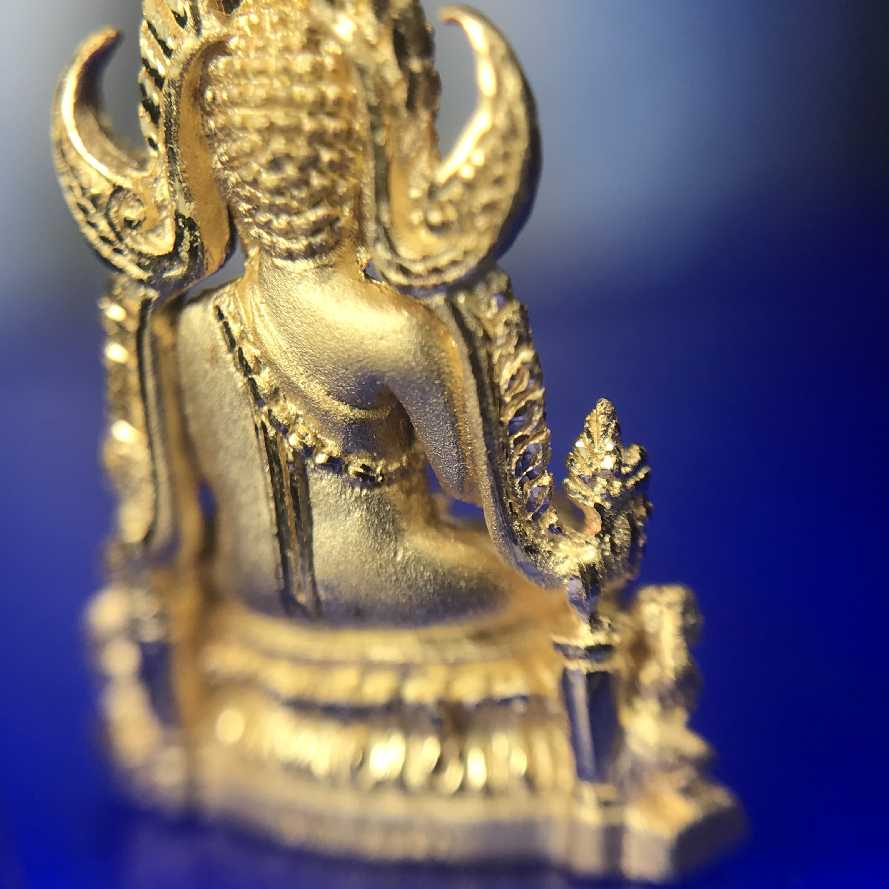 พระพุทธชินราช ภปร. โครงการ เพราะแผ่นดินนี้คือแผ่นดินเกิด ปี2551 เนื้อทองคำ 96.5%(น้ำหนัก 2.6 กรัม) ขนาดหน้าตัก1/4นิ้ว (สวยงามทรงคุณค่าหายาก)1 ใน 5000องค์