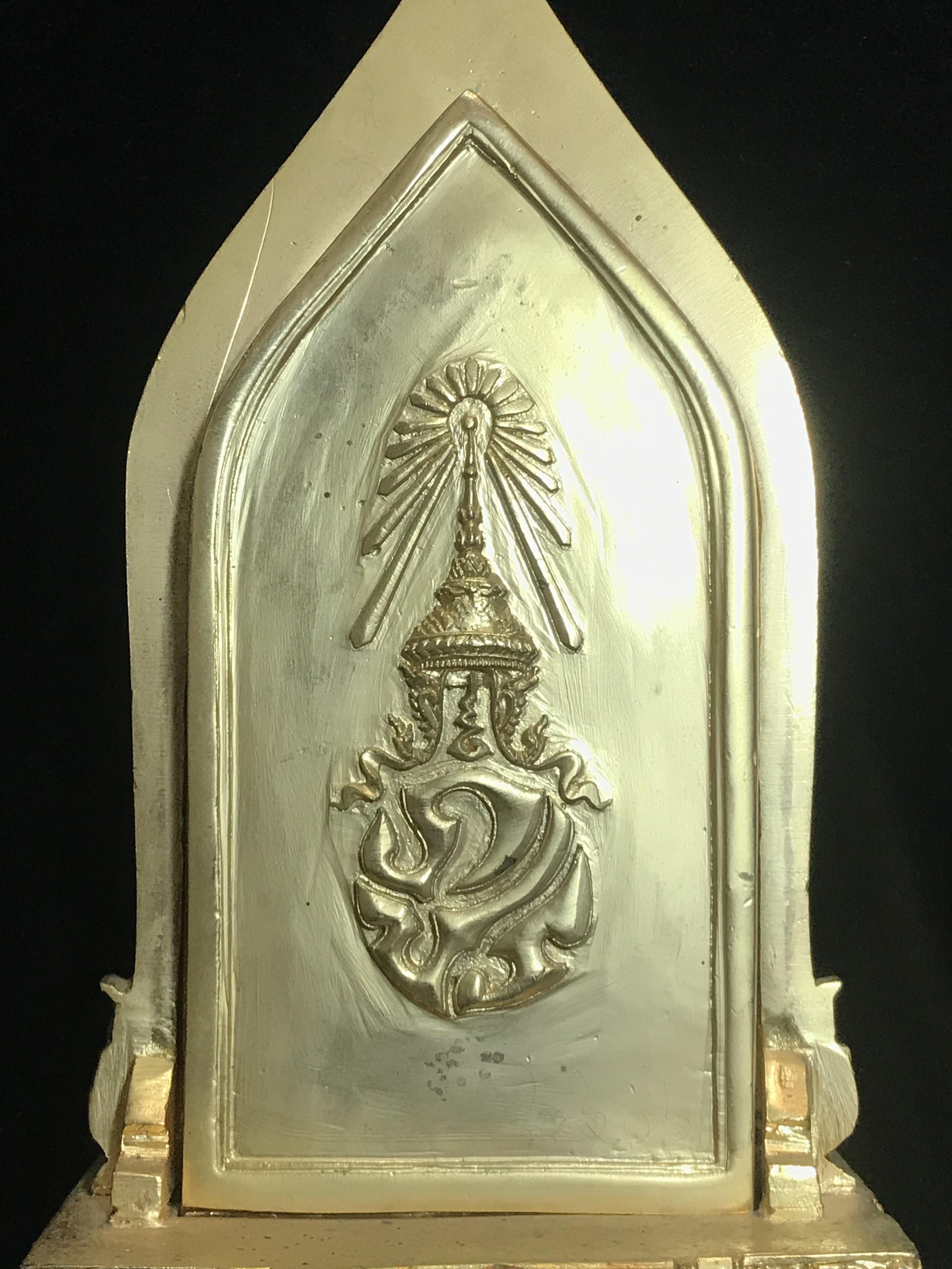 พระบูชาสมเด็จศิริราชร้อยปี(พระคะแนน) หลัง ภปร. ปี2531 ในหลวงรัชกาลที่9พระราชทานผงจิตรลดา(พระดี พิธีใหญ่ ปีลึก เจตนาบริสุทธิ์ สุดยอดมวลสาร)(องค์กรรมการ กะไหล่ทอง หายาก)