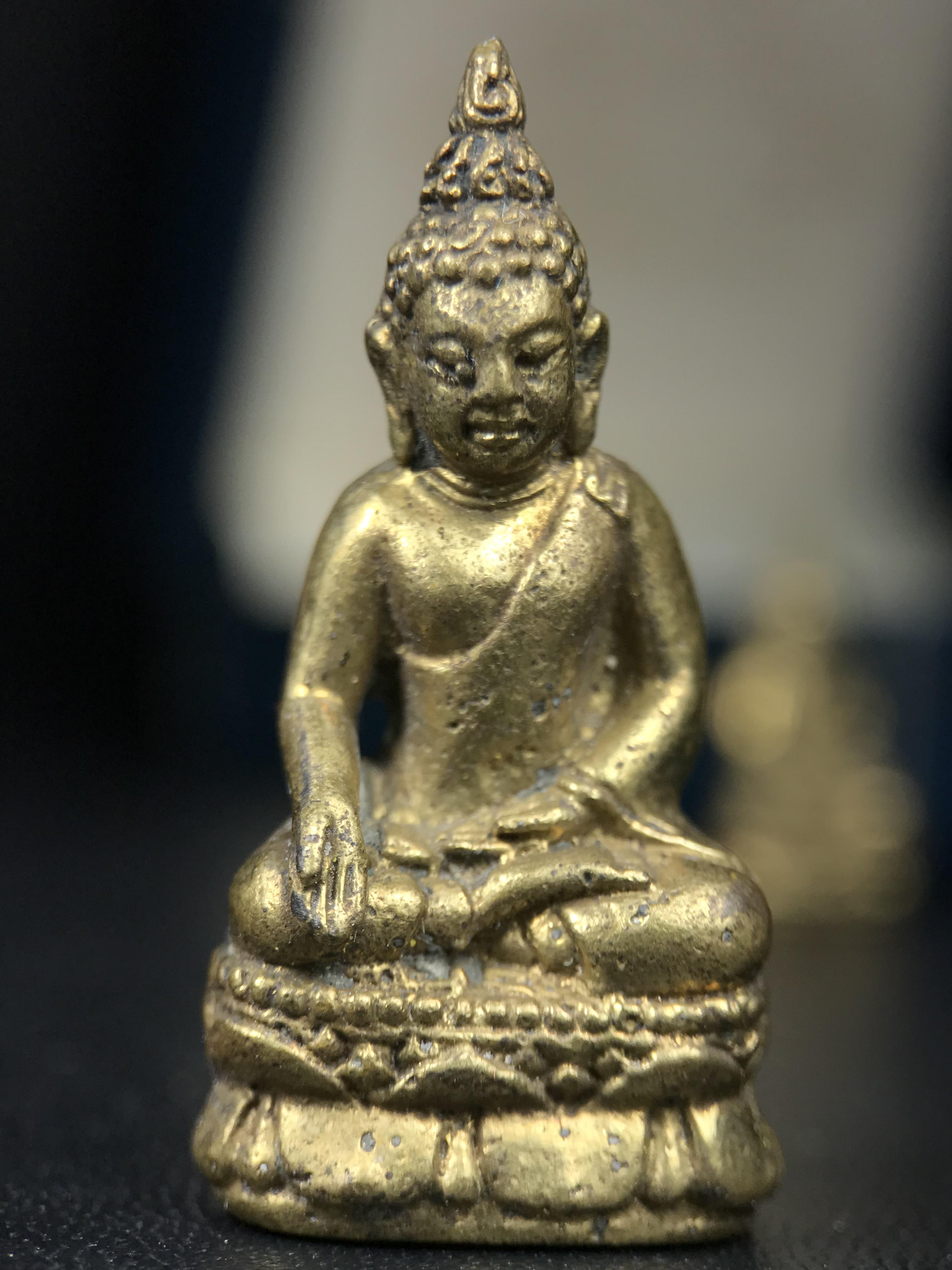 พระกริ่ง-พระชัยวัฒน์ไพรีพินาศ วัดบวรนิเวศวิหาร รุ่นผ้าป่าสิงห์บุรีปี2528(ชนวนมวลสารไพรีรุ่นแรก)(1ใน1500ชุด)สภาพสวยพร้อมกล่องบรรจุเดิมชุดกรรมการรับพระราชทานจากสมเด็จพระเทพในวโรกาสเด็จพระราชดำเนินทรงประกอบพิธีวางศิลาฤกษ์พระอุโบสถวัดตรีทศเทพวรวิหาร(หายากมาก)