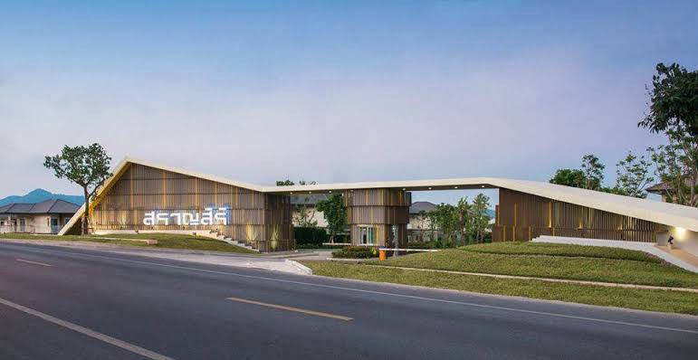 For Rent : Kohkaew, 2-story detached house, 4 Bedrooms 3 Bathrooms