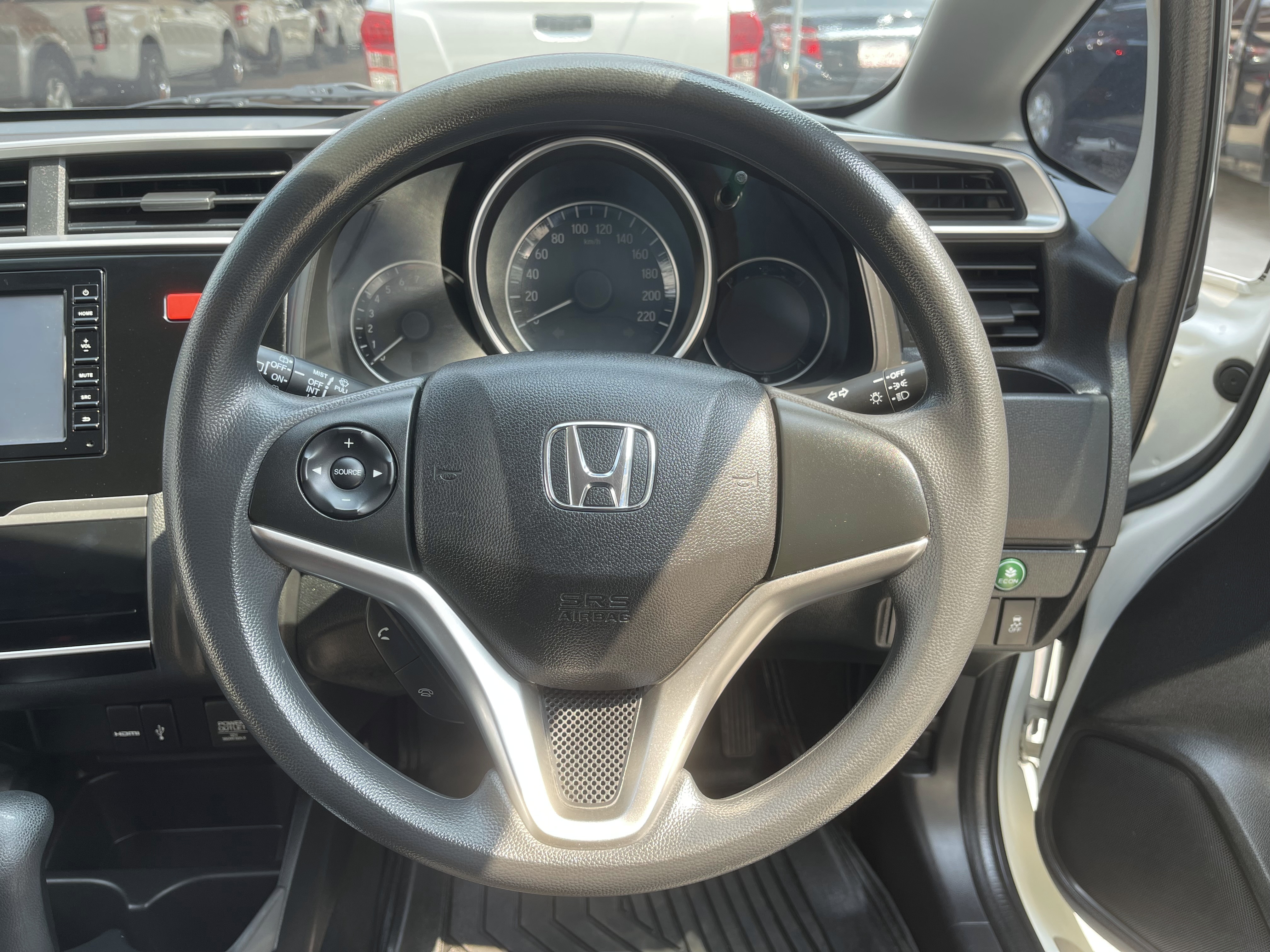 Honda Jazz 1.5 V+ At 2017 ขาวมุก