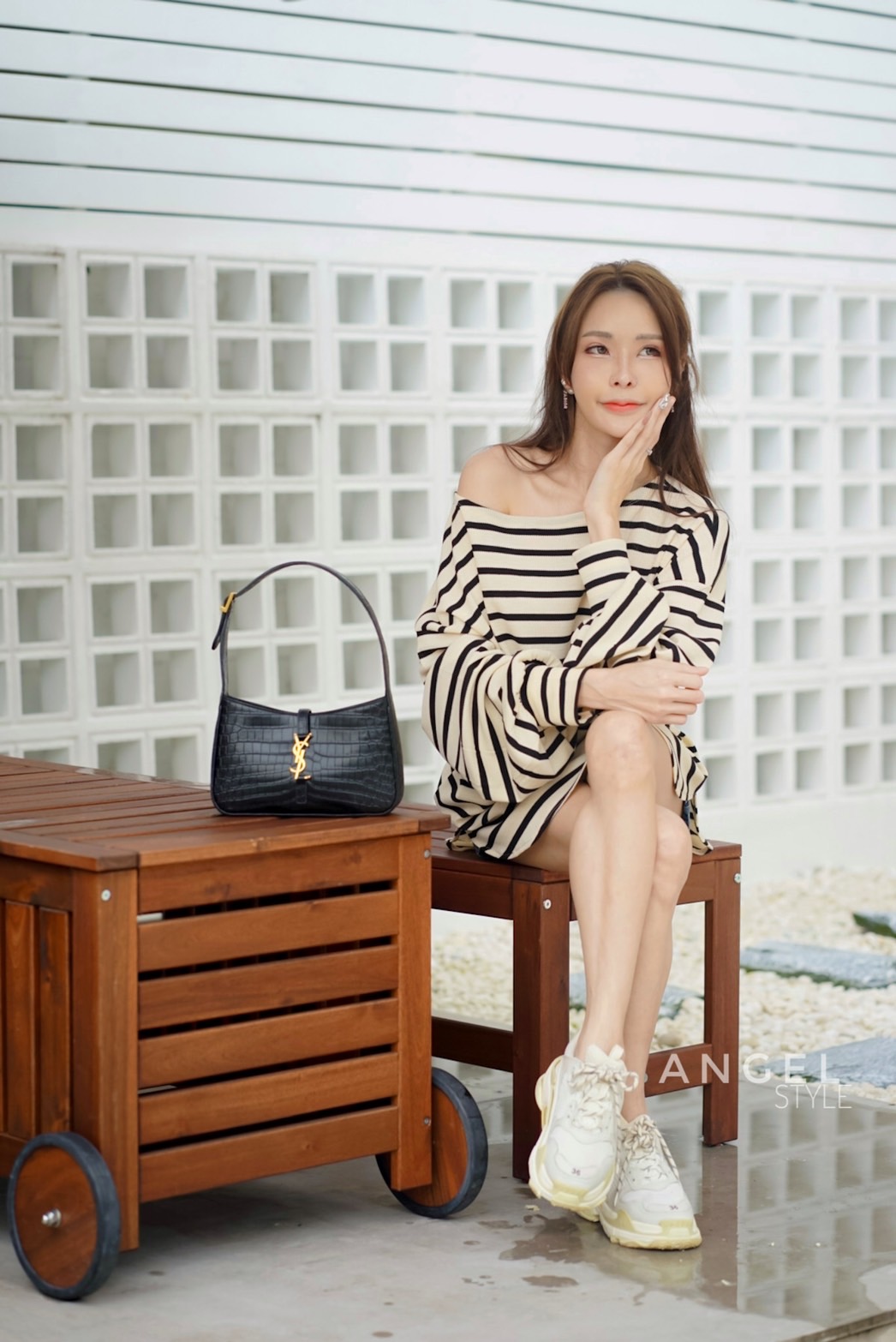 ริ้วห่างแขนจั้ม