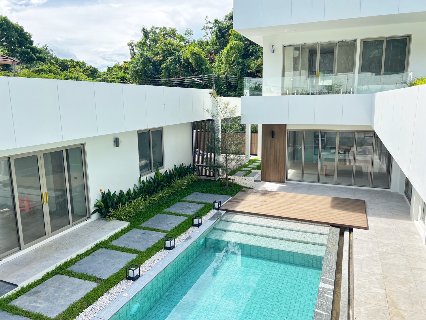 For Sales : Kathu, Loch Palm Villa, 4 Bedrooms 6 Bathrooms