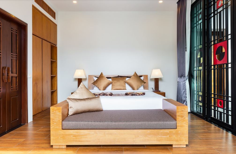 For Rent : Nai Harn, Luxury Modern Pool Villa, 3 Bedrooms 3 Bathrooms, Garden view.