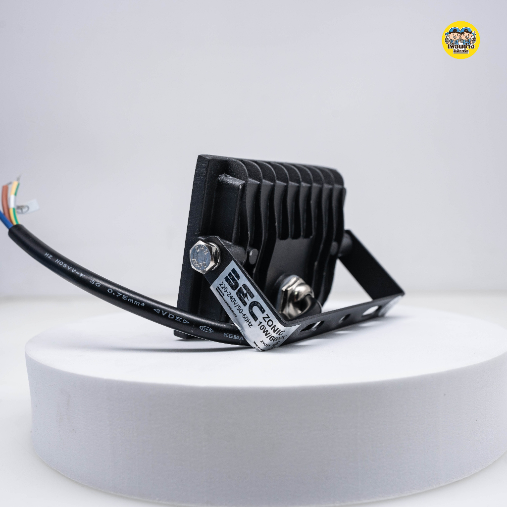 BEC โคมไฟ LED ฟลัดไลท์ Floodlight 10w รุ่น Zonic โคมฟลัดไลท์ กันน้ำ IP65 โคมกันน้ำ โคมไฟภายนอก
