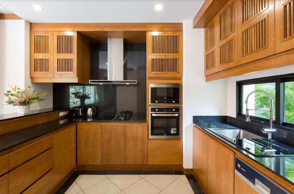 For Sale : Nai Harn, Luxury Tree Pool Villa, 3 Bedrooms 3 Bathrooms, Garden view.