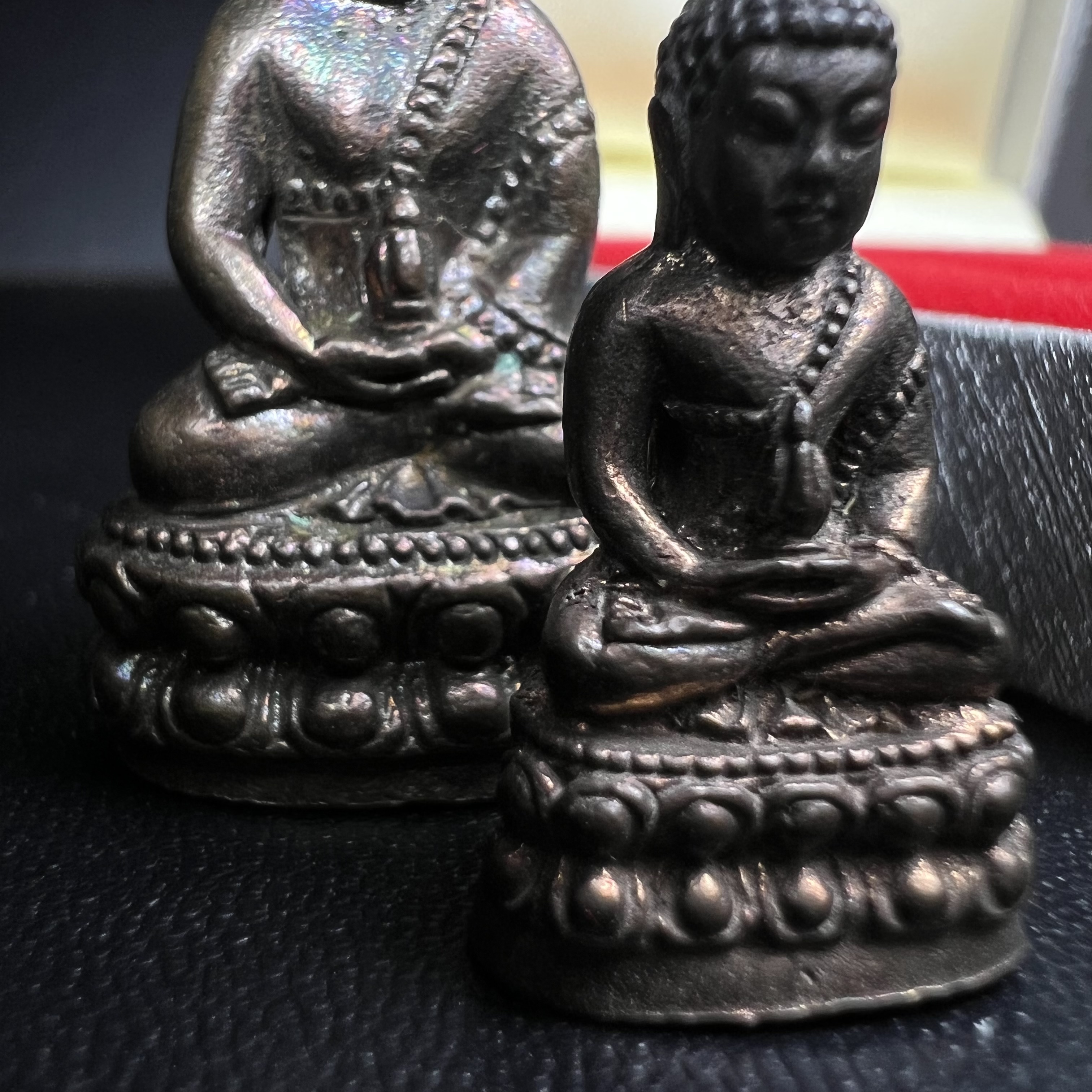 พระกริ่ง-พระชัยวัฒน์ ปวโร 84 พรรษา สมเด็จพระญาณสังวร สมเด็จพระสังฆราช วัดบวรนิเวศวิหาร ปี 2540 เนื้อนวโลหะ พร้อมกล่องบรรจุเดิมครบสมบูรณ์(ชุดหมายเลข 2281)