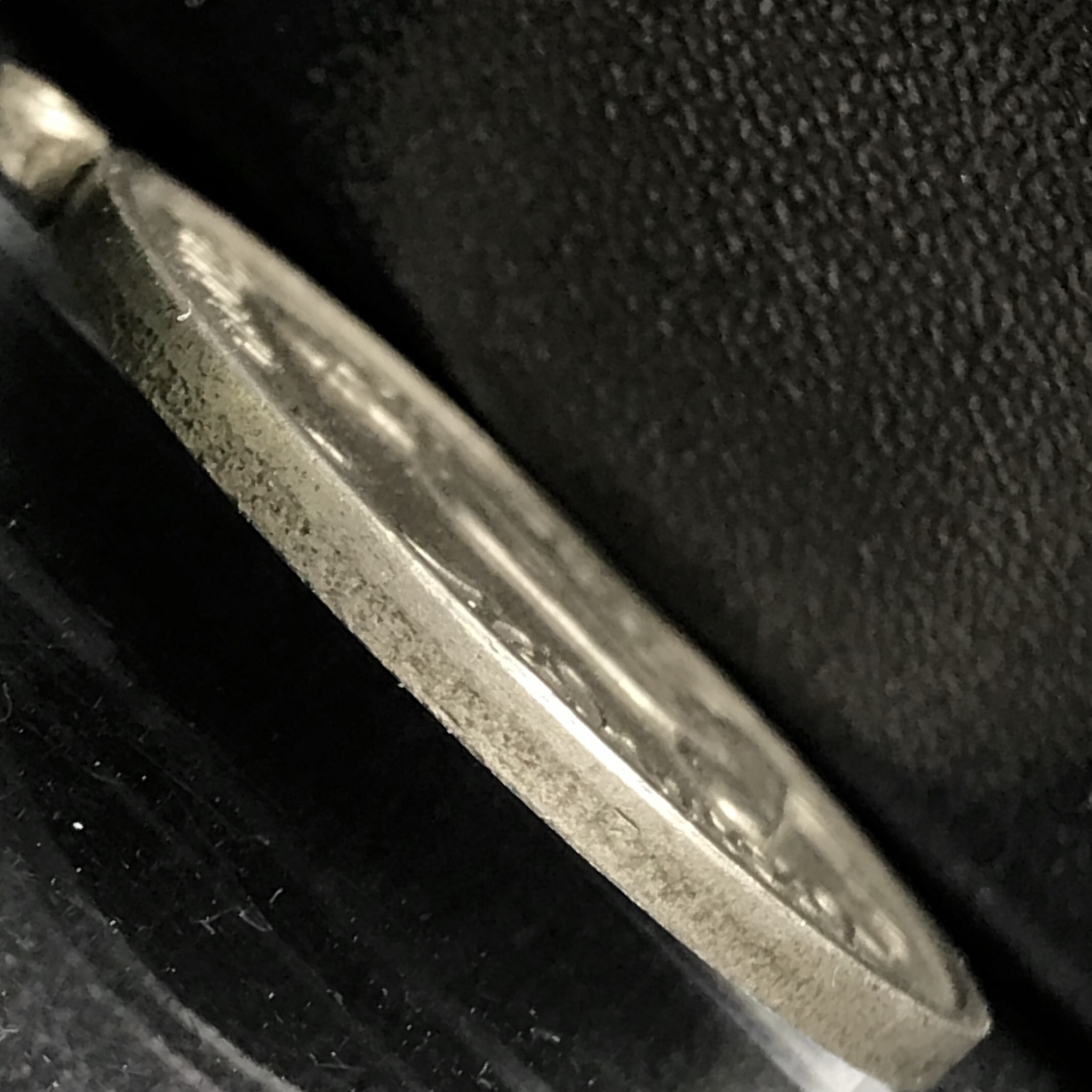 เหรียญทรงผนวช ในหลวงรัชกาลที่9 วัดบวรนิเวศวิหาร พ.ศ.2508 เนื้ออัลปาก้า พิมพ์ธรรมดา(เจดีย์ไม่เต็ม)