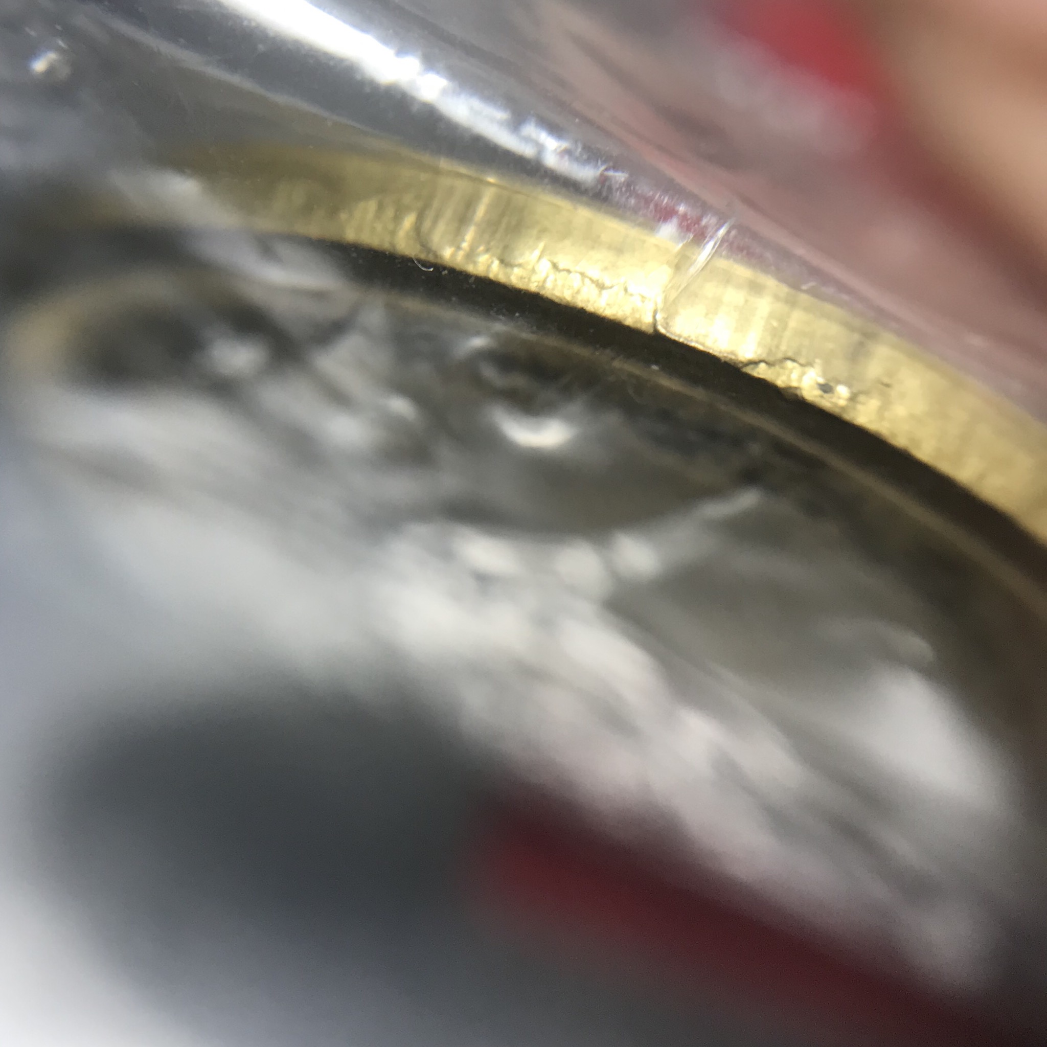 เหรียญทรงผนวช ในหลวงรัชกาลที่9 วัดบวรนิเวศวิหาร พ.ศ.2508 เนื้อทองฝาบาตร(ทองเหลือง) พิมพ์ธรรมดา(เจดีย์ไม่เต็ม) บล็อกหลังอัลปาก้า สภาพซีลซองเดิม