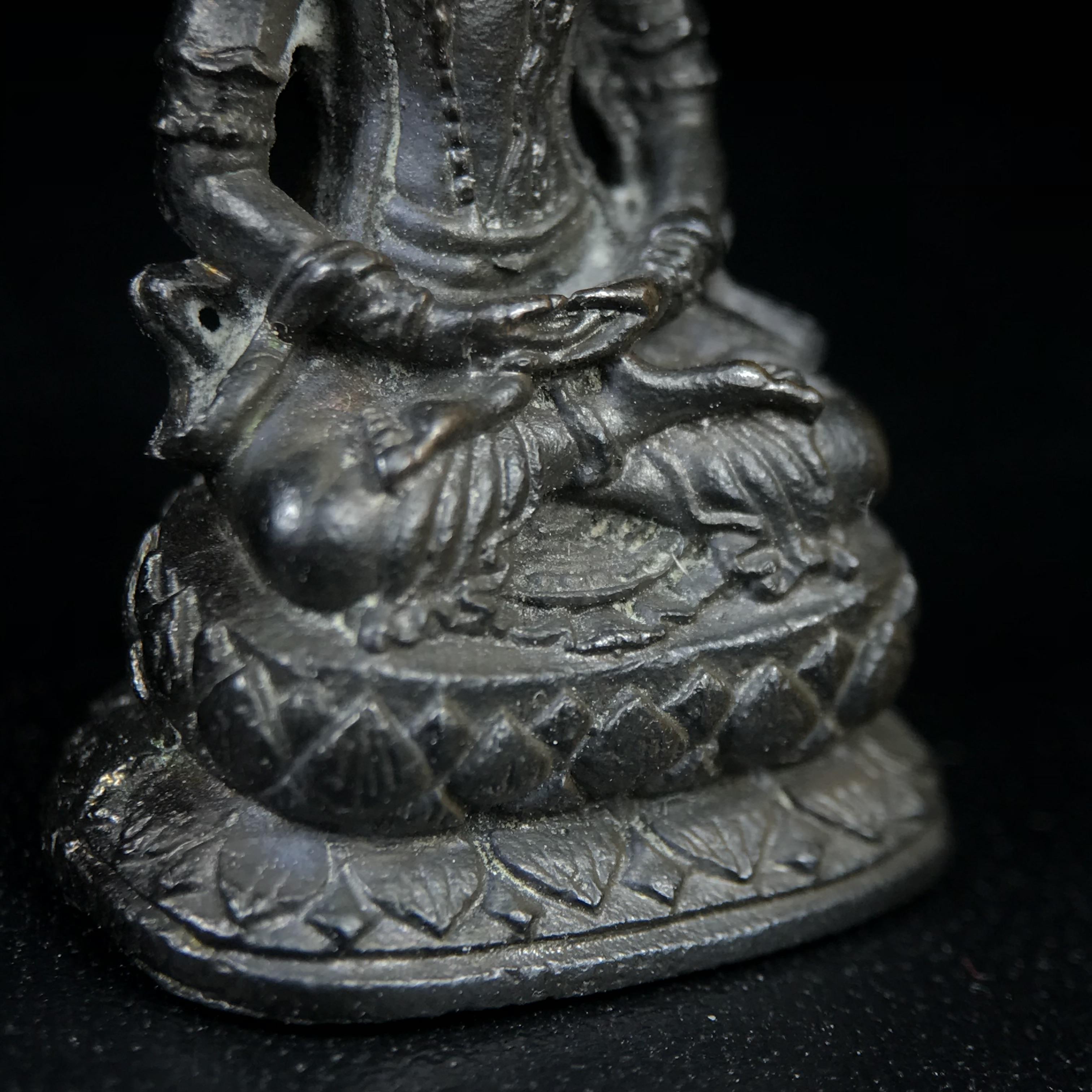 พระไวโรจนะพุทธ(กริ่งธิเบต) ท่านเจ้าคุณโพธิ์แจ้ง วัดมังกรกมลาวาส(เล่งเน่ยยี่) ปี 2515(รุ่นแรก) เนื้อนวโลหะ พิธีใหญ่ฉลอง ๑๐๐ปี วัดมังกรกมลาวาส (ในหลวงรัชกาลที่ ๙ ทรงเสด็จเททอง ) หลวงปู่โต๊ะ วัดประดู่ฉิมพลีเมตตาอธิษฐานจิตปลุกเสก (หายาก)