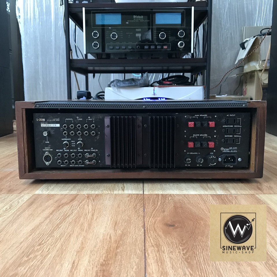 Integrated Amp ยี่ห้อ Luxman รุ่น L-308 (Made in Japan) ไฟ 220Volts