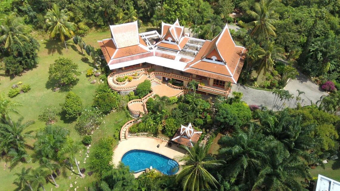 For Rent : Layan Beach Luxury Thai-Style Villa, 7 bedrooms 8 bathrooms