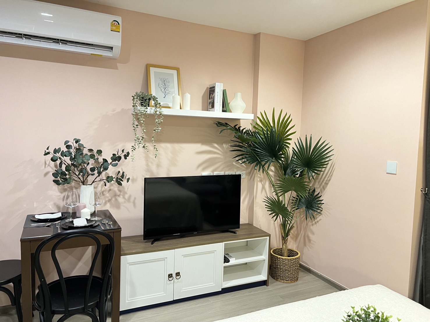 For Sale : Wichit, The Base Downtown, 1 Bedrooms 1 Bathrooms, 5th flr.