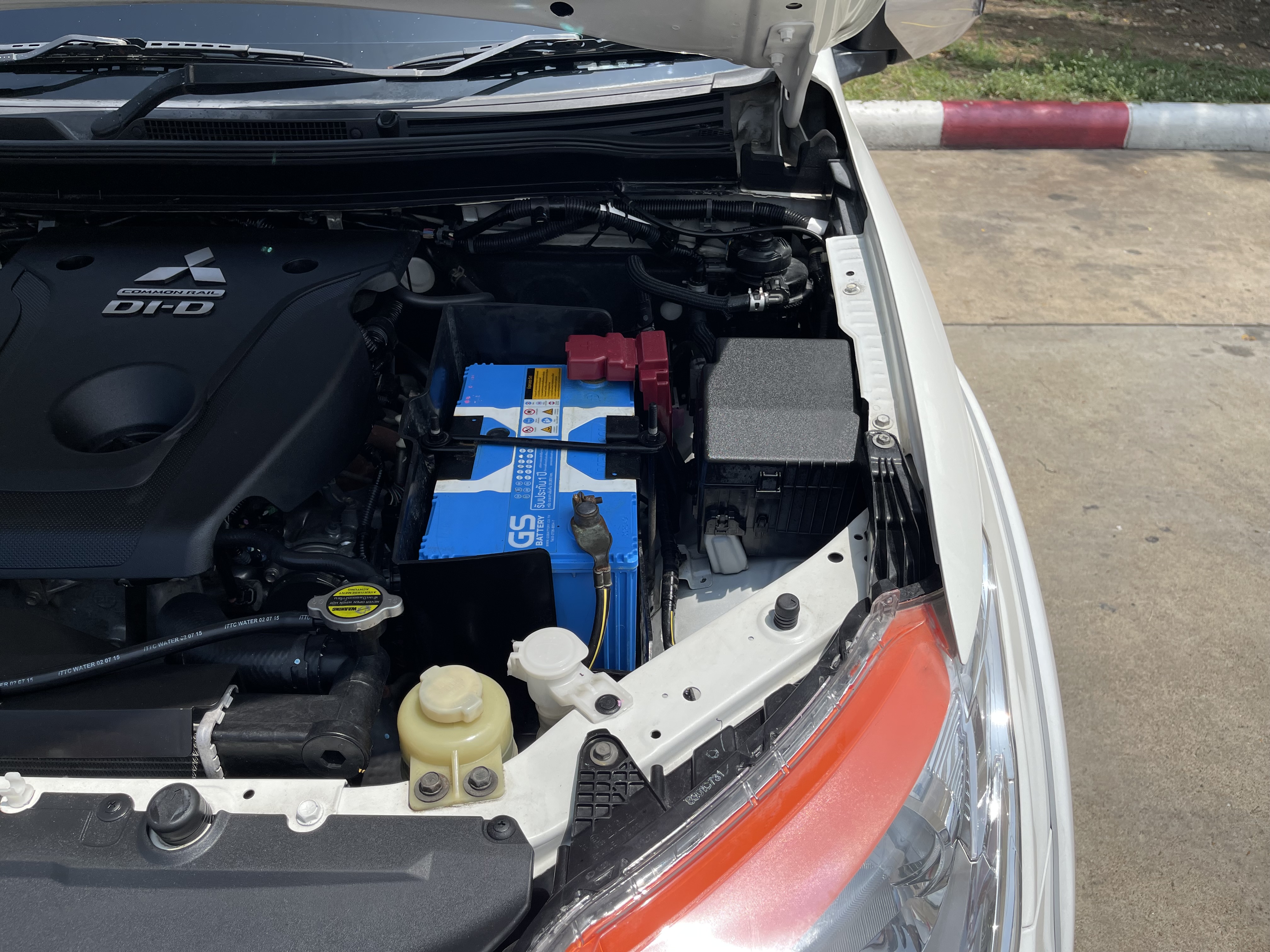 Mitsubishi Triton All New Cab 2.5 GLX Plus 2015 ขาวมุก