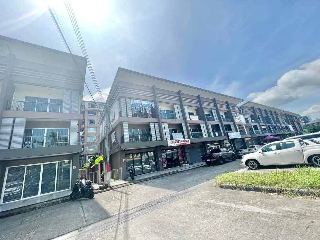 For Sales : Phuket Town Commercial Builing, 3 Bedrooms 3 Bathrooms