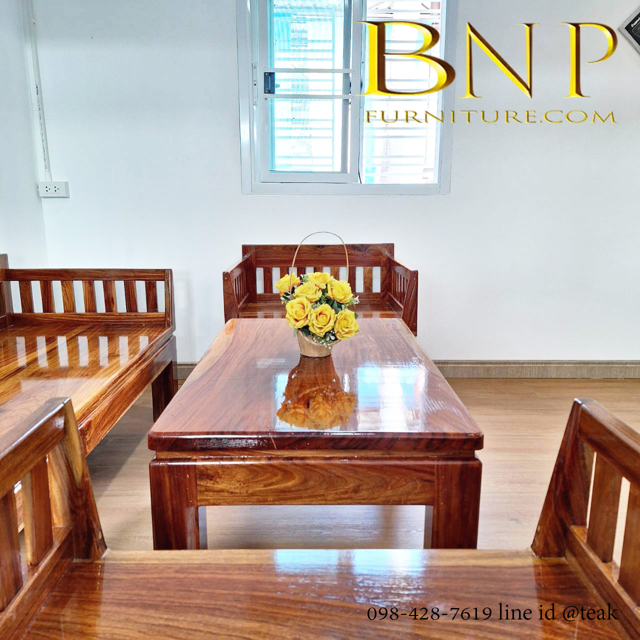 ชุดรับเเขก ไม้ประดู่ รุ่น ซี่ตรง