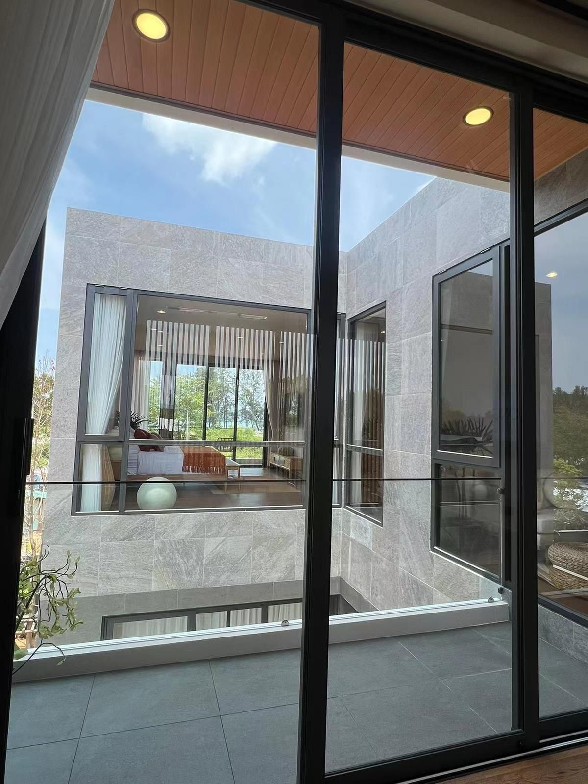 For Sale : Chalong, Luxury Private Pool Villas, 4 bedrooms 5 bathrooms