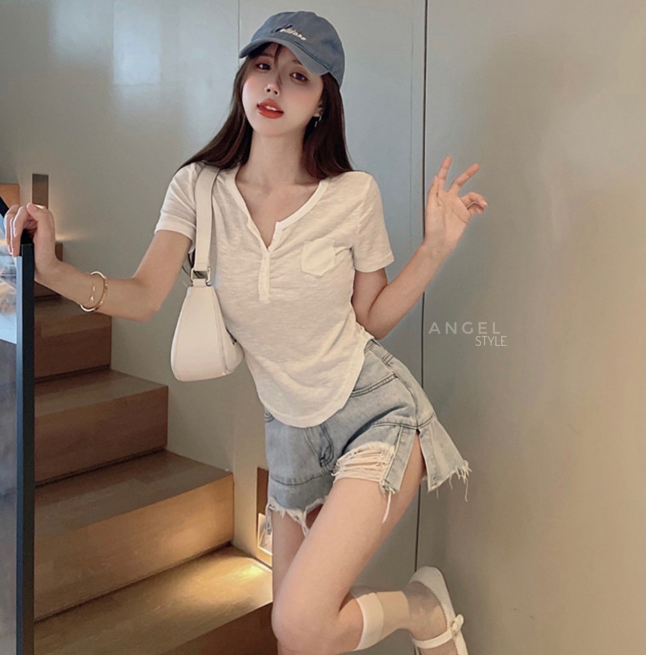 กระดุมแขนสั้น