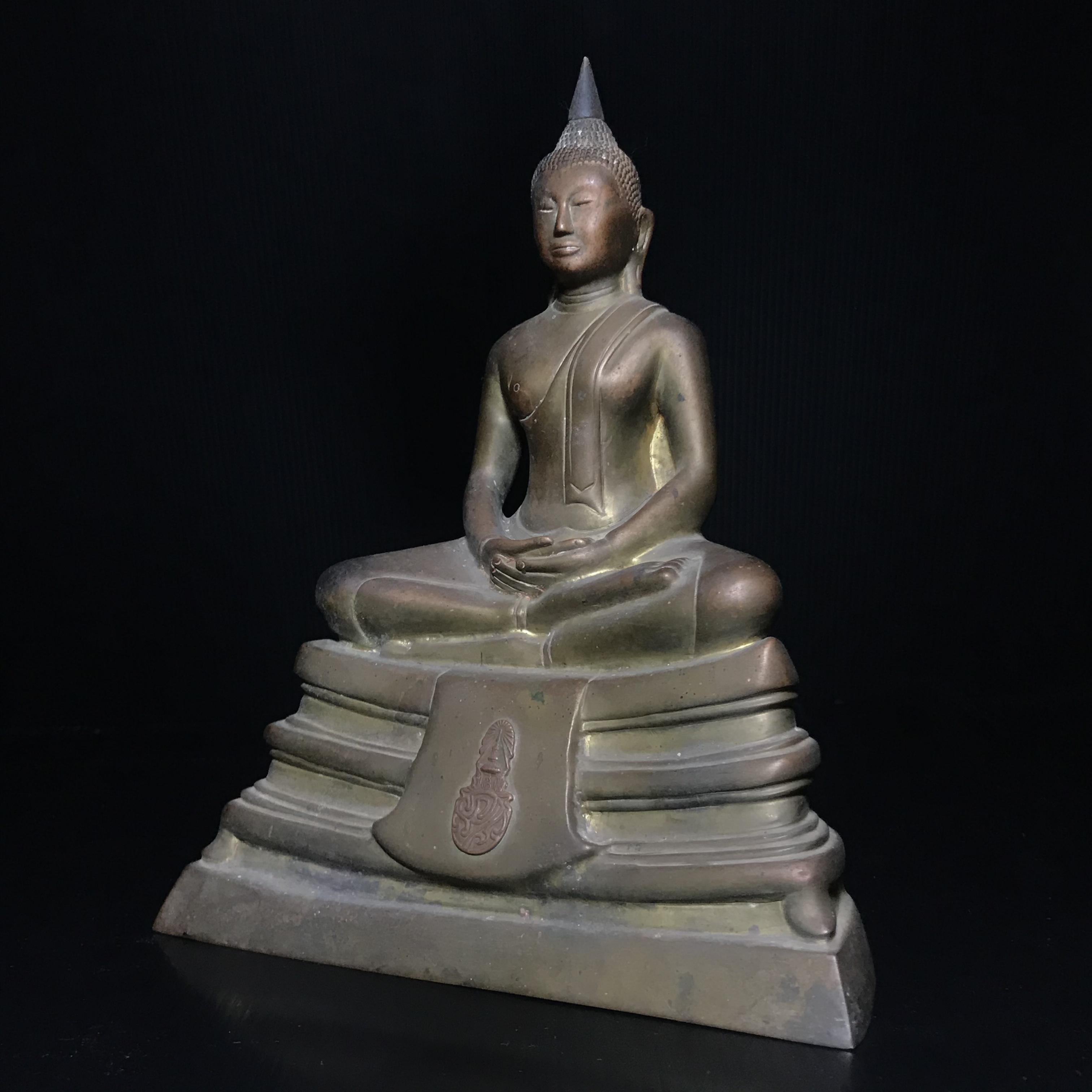 พระบูชาพระพุทธโสธร ภปร. รุ่นย้อนยุค ปี2539 กาญจนาภิเษกครองราชสมบัติครบ 50ปี หน้าตัก 5นิ้ว หมายเลข01093