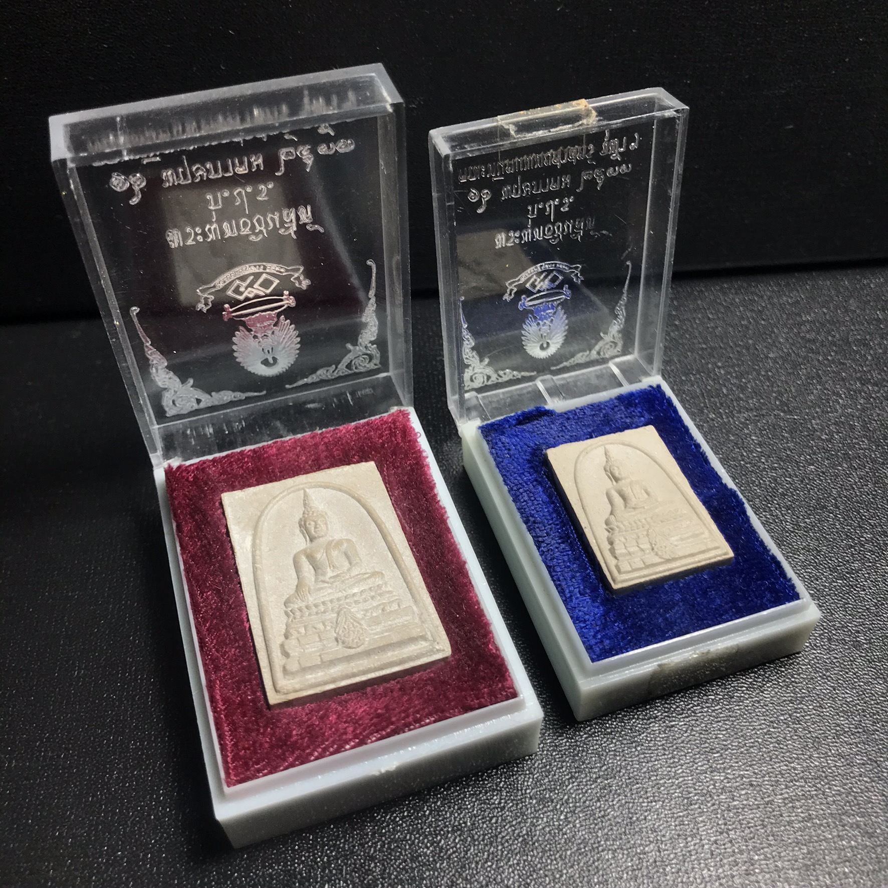 พระพุทธชินสีห์ ภปร. ทันโต เสฏโฐ ปี2533 (พิมพ์ใหญ่+พิมพ์เล็ก) บรรจุพระทนต์ในหลวง รุ่นเดียวในประวัติศาสตร์ ****รุ่นนี้ขอแนะนำ****