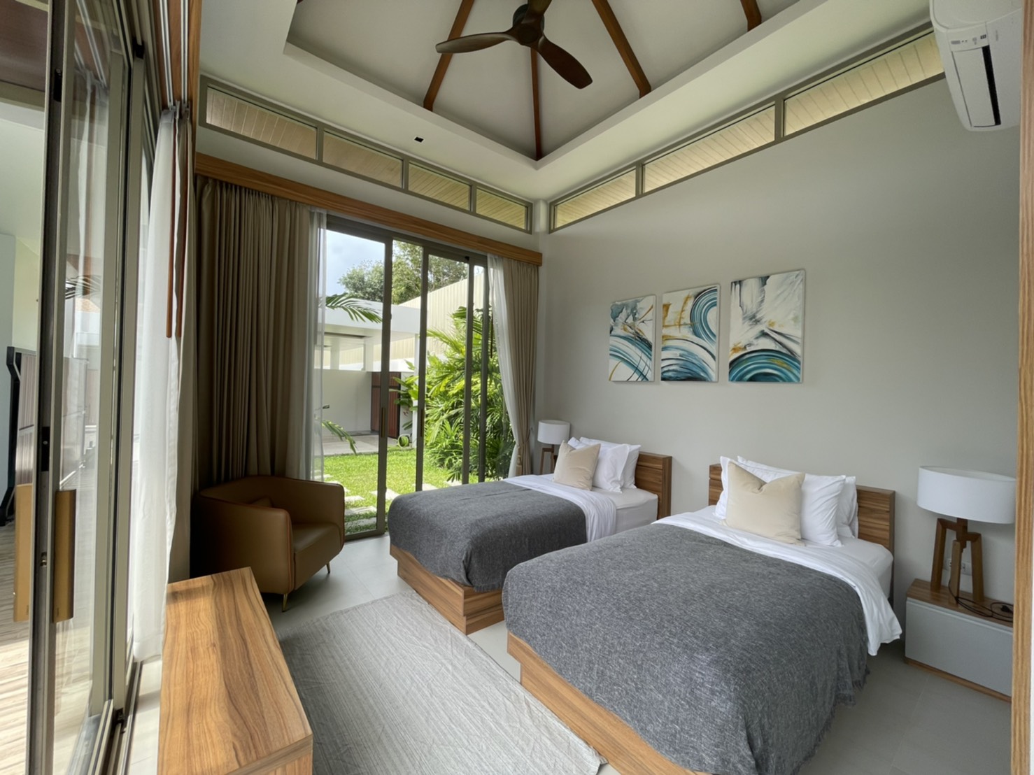 For Sale : Rawai - Saiyuan Private Pool Villa 2 Bedrooms 2 Bathrooms
