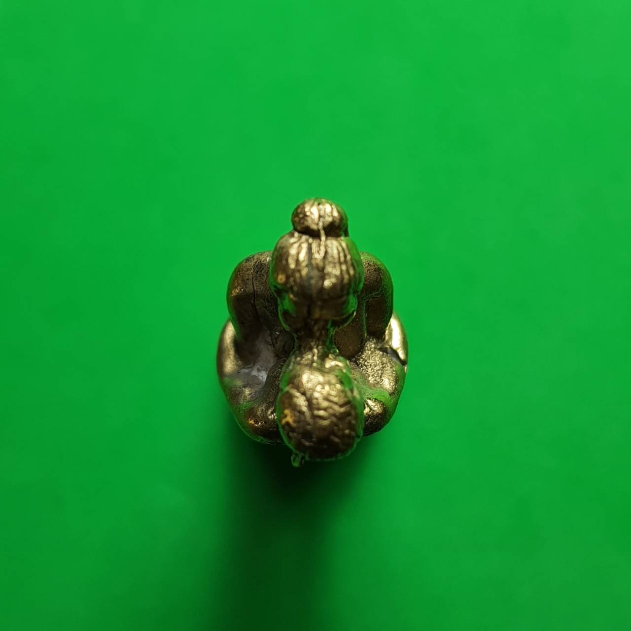 ของเสน่ห์ อิ่นยืนกอดกัน อิ่นคู่รัก อิ่นคู่ อิ่นแท้ อิ่นรัก อิ่น