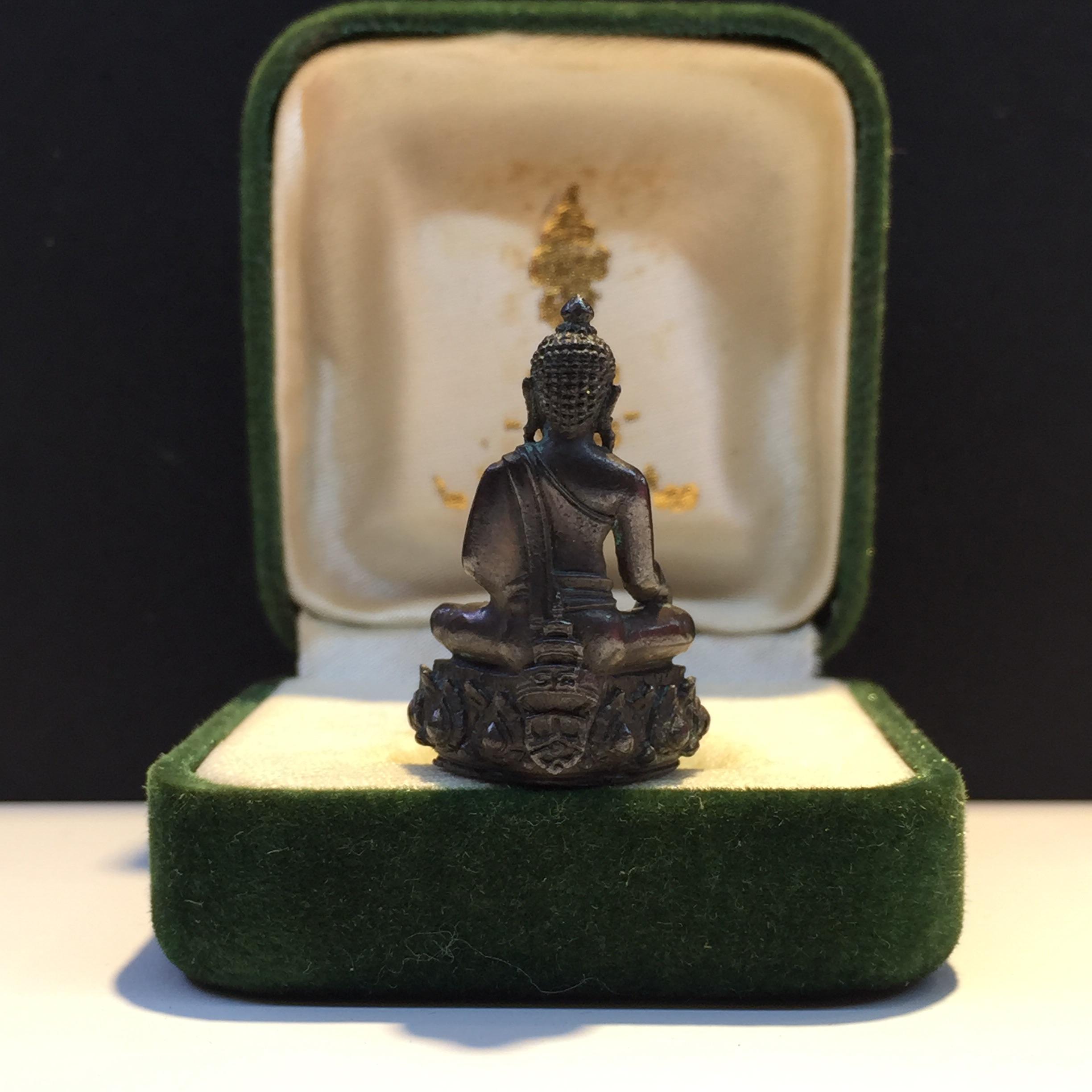 พระกริ่งวาสนา 80 พรรษา เนื้อนวะโลหะ ปี2521 สมเด็จพระสังฆราชวาสน์ วาสโน วัดราชบพิธ