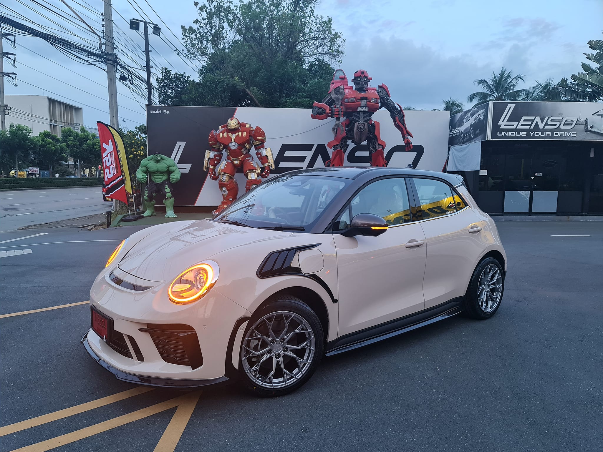 Ora Good cat 2022 bodyktis by Lumga bodykits