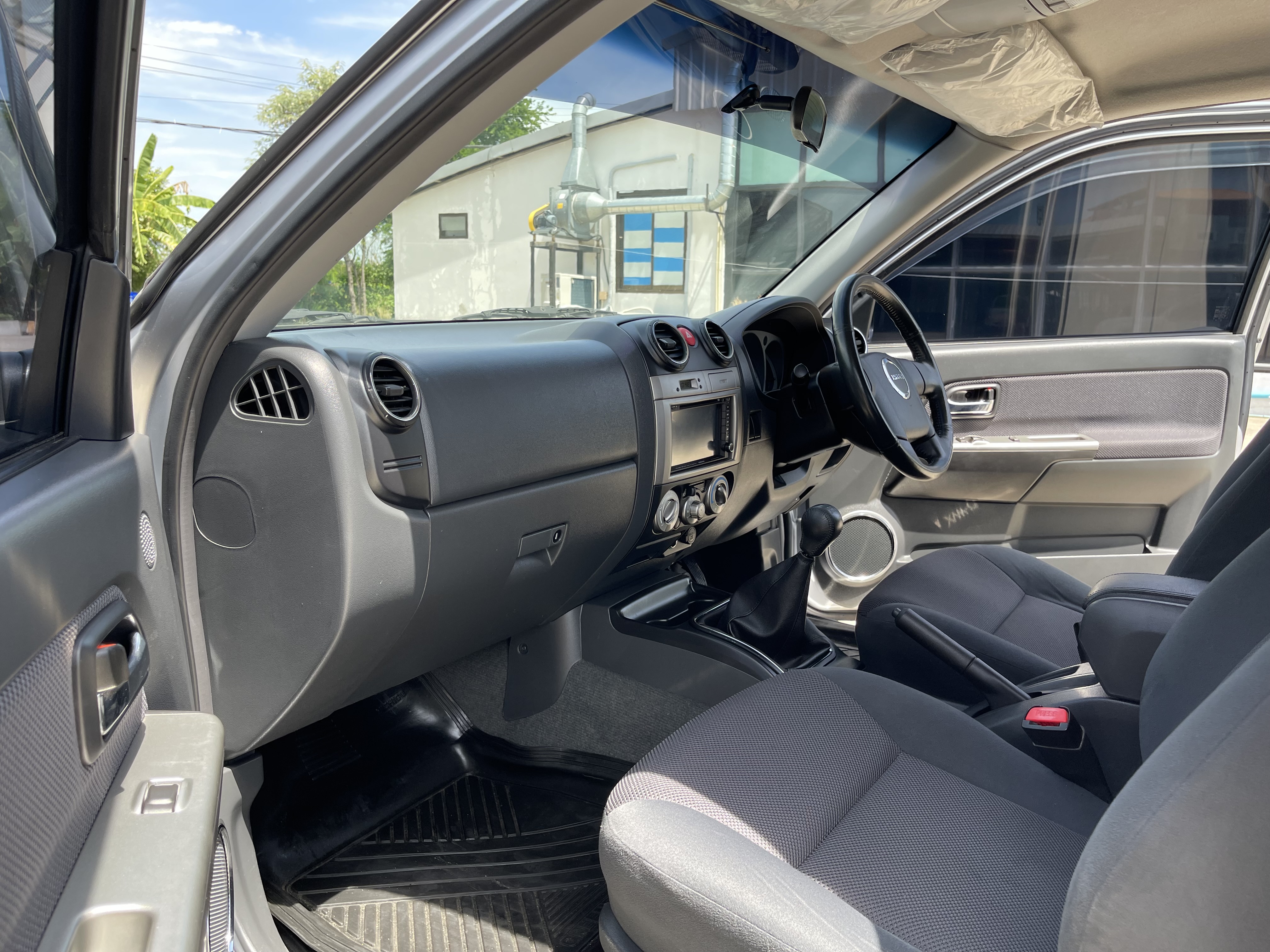 Isuzu D-Max Cab Slx 2.5 2010 เงิน