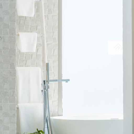 For Sales : Cherngtalay, 3-Storey Private Pool Villa @soi Pasak 8, 3 Bedrooms, 3 Ensuite bathrooms