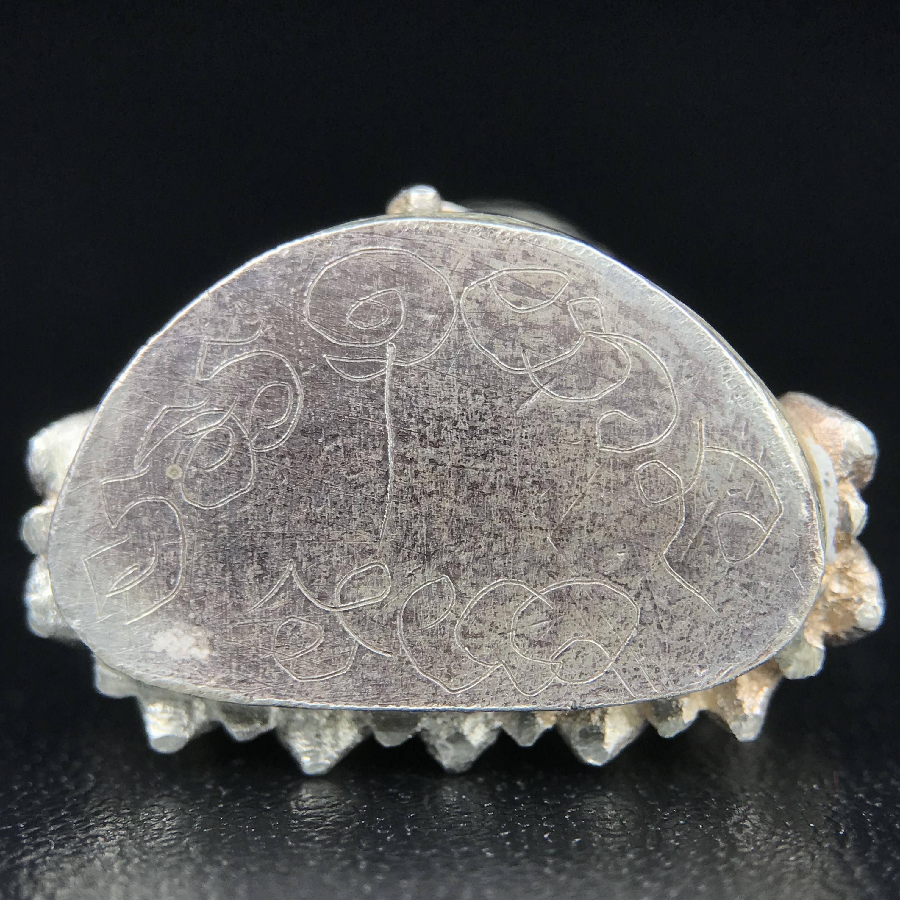 พระกริ่งญาณสังวร(พระกริ่ง ญส.)ปี 2519 เนื้อเงิน(สภาพสวยผิวเดิมขึ้นน้ำทองสวยมาก) สมเด็จพระญาณสังวรและหลวงพ่อคูณ ปริสุทโธ จับสายสูตรร่วมกันในพิธีเททอง ณ อุโบสถวัดบวรนิเวศวิหาร(พิธีใหญ่ เจตนาดี หลวงปู่โต๊ะร่วมปลุกเสก)(แบบนี้ไม่ควรพลาด)หายาก 1ใน 999 องค์