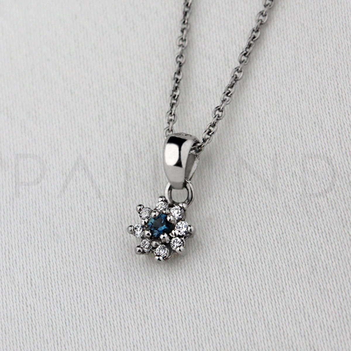 จี้เงินฝังพลอย SAPPHIRE , เพชรรัสเซีย