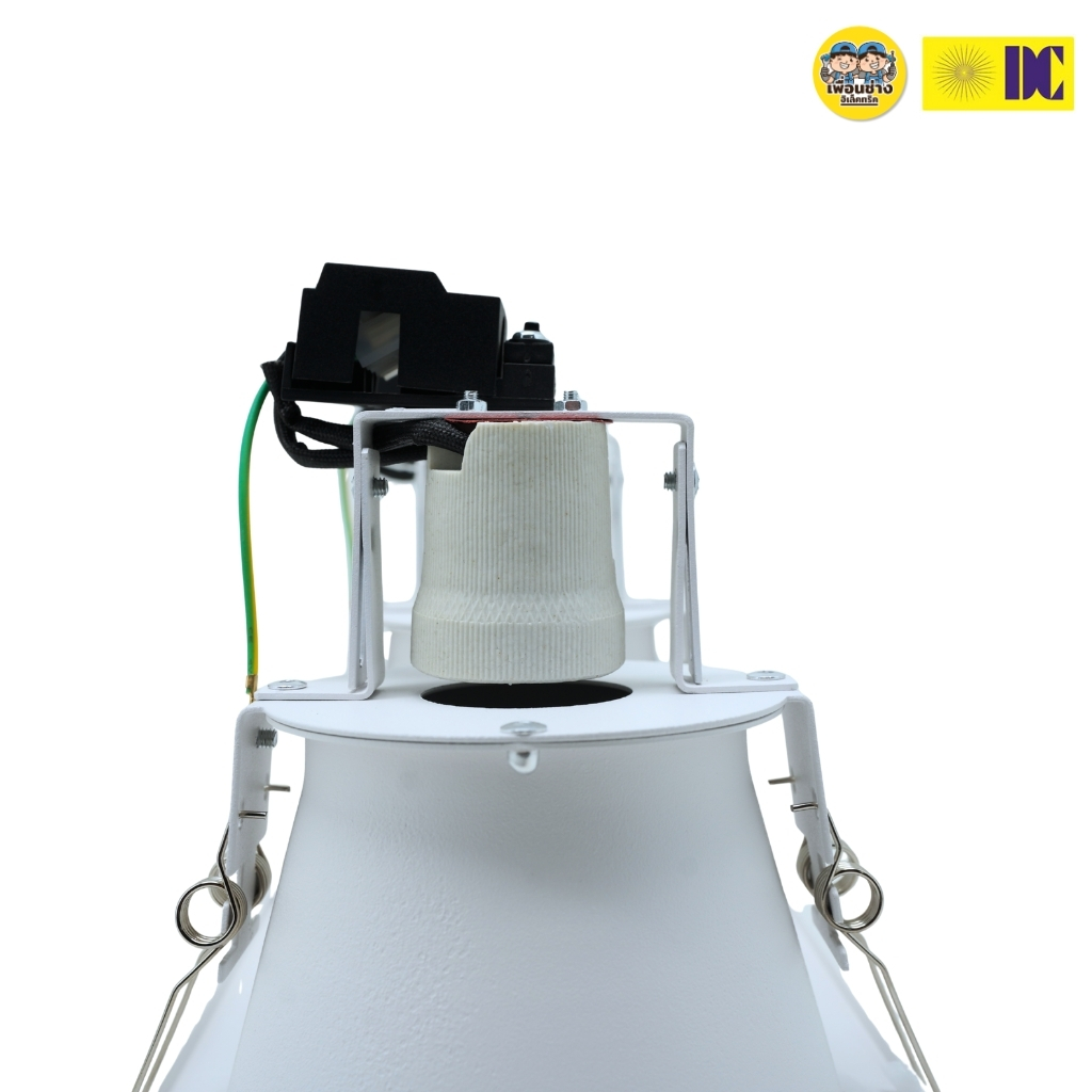ยี่ห้อ DC รุ่น DL-704A-2 มีสีขาว/สีดำ โคมไฟดาวไลท์ โคมไฟดาวไลท์ฝังฝ้า โคมไฟ เฉพาะโคม ขั้วE27 โคมไฟดาวไลท์