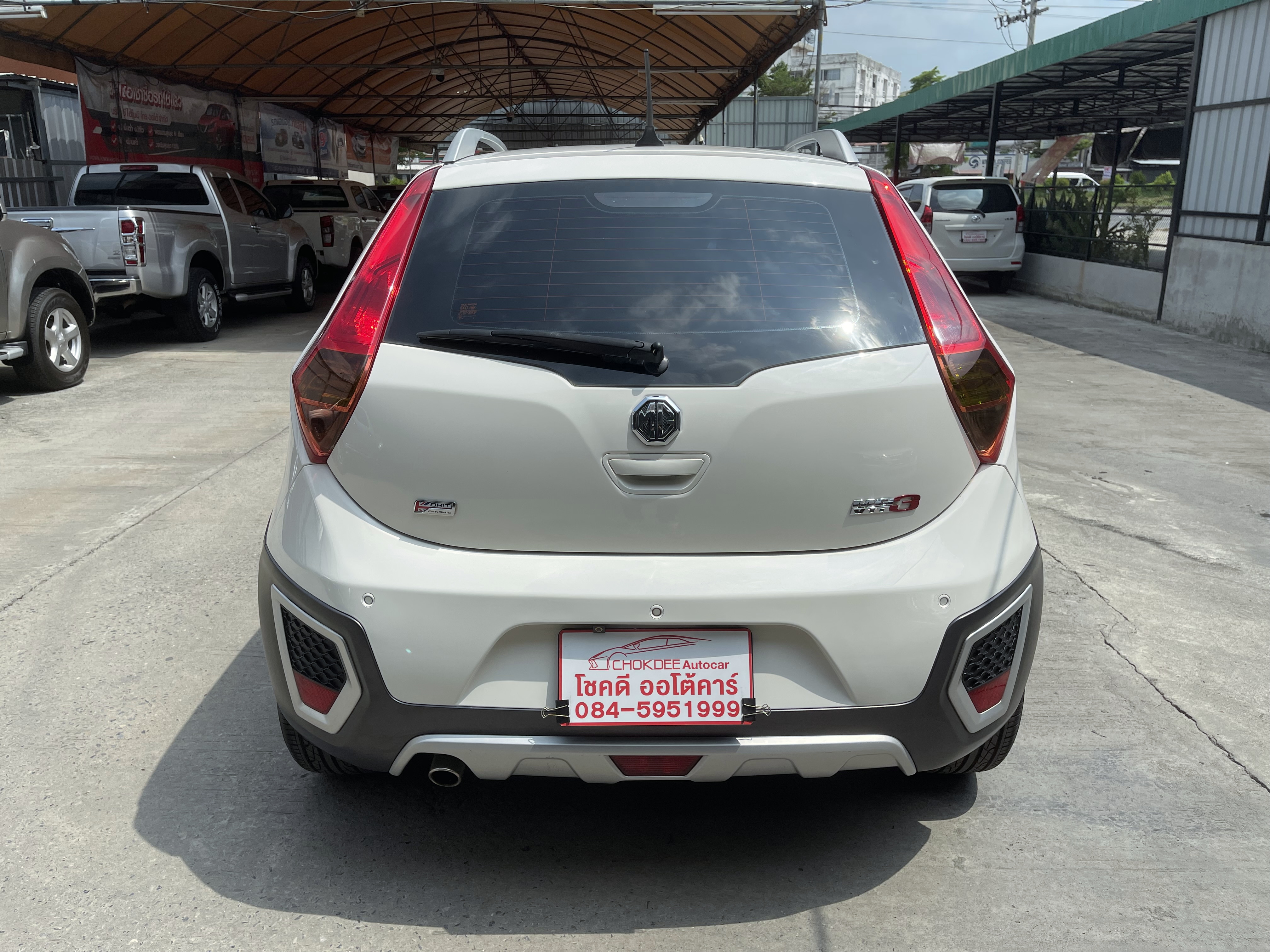 MG MG3 1.5 X Xross Sunroof At 2016 ขาวมุก