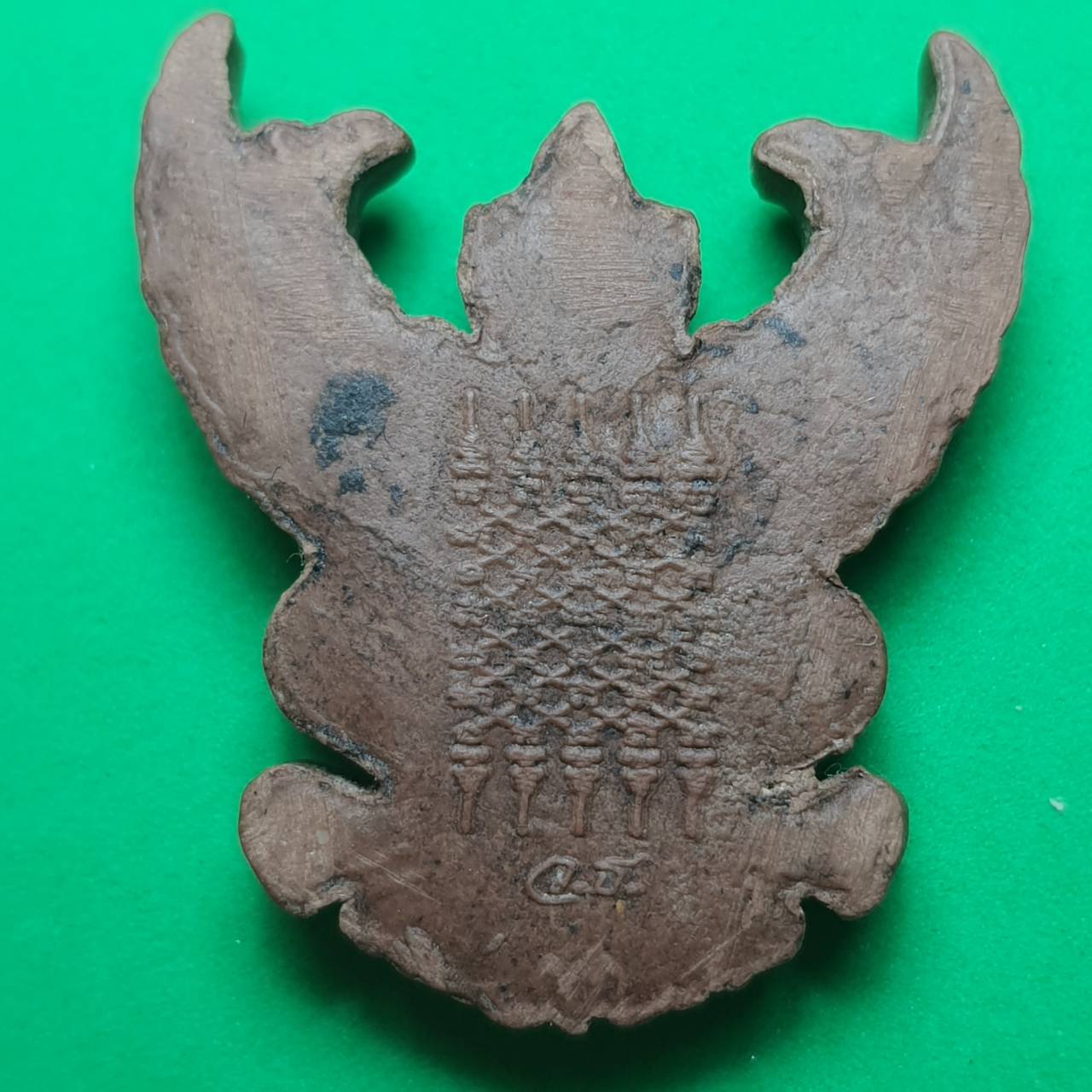 พระเครื่อง พญาครุฑห้อยคอ เลี่ยมกรอบ รุ่น รุ่งเรือง อำนาจ บารมี สีน้ำตาล ครุฑ จี้พญาครุฑ ครุฑบูชา