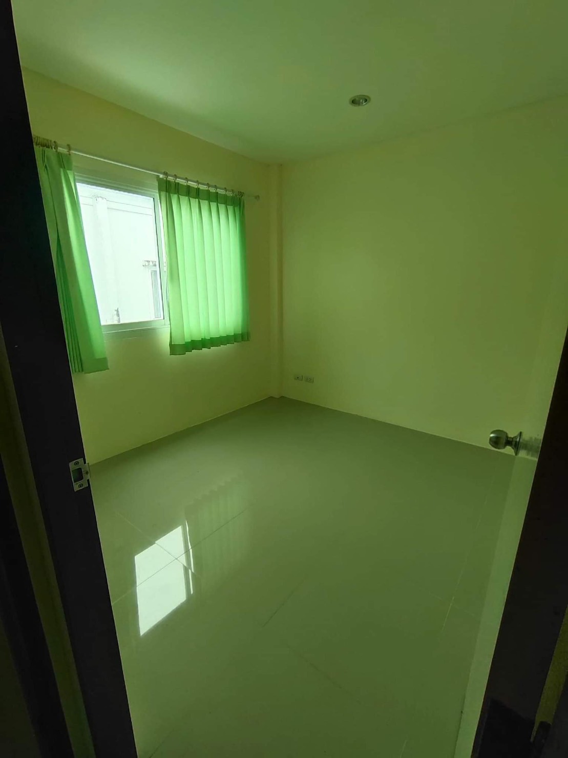 For Rent : Kohkaew, Town home @Chaofa garden home, 3 Bedroom 2 Bathroom