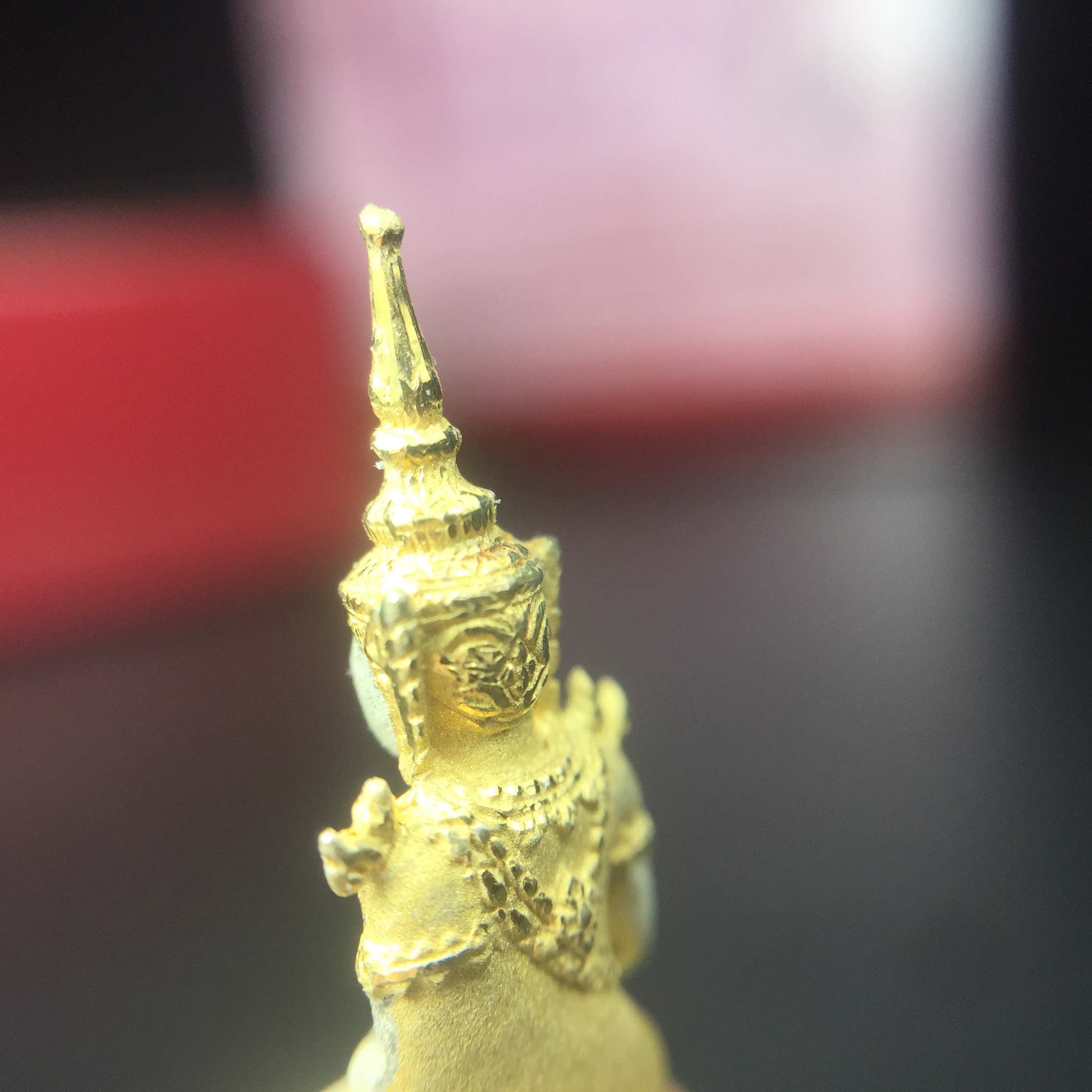 พระแก้วมรกต ภปร.(รุ่นแรก) ปี2545 รุ่นฉลองกรุงรัตนโกสินทร์ครบ 220 ปี เนื้อเงินสามกษัตริย์ พิมพ์เล็ก หล่อลอยองค์