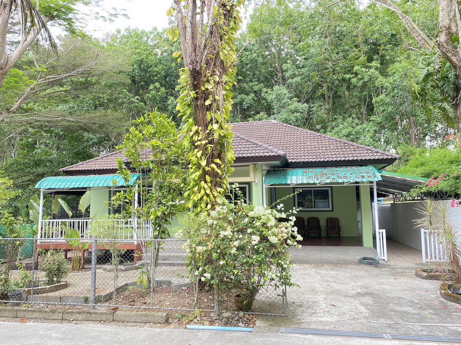 For Rent : Thalang, One-Story Detached House @Manik, 2 Bedrooms 2 Bathrooms