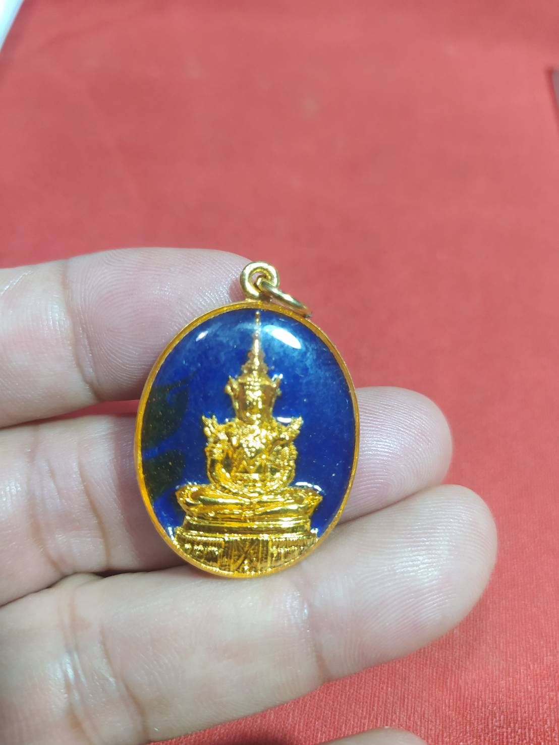 เหรียญพระแก้วมรกต ( ลงยา ) ปี 2524 ด้านหลังเป็นรูปรัชกาลที่ ๑