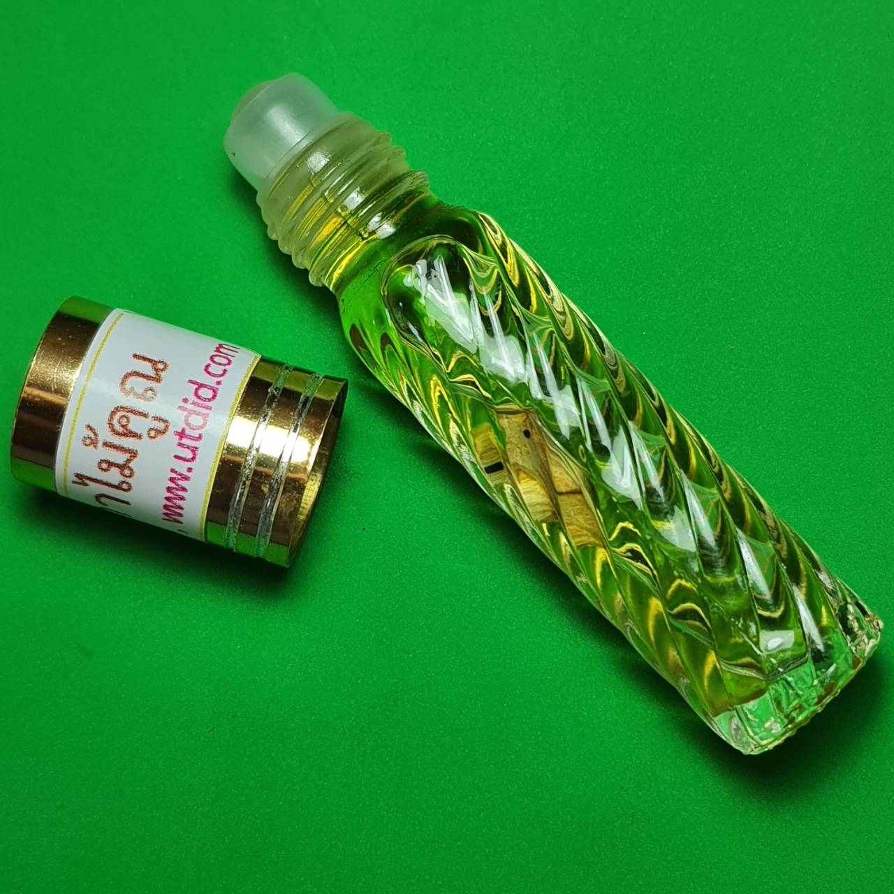 ของเสน่ห์ น้ำมันเสน่ห์สาริกาไม้คูณ สาริกาไม้ สาริกาแท้ สาริกาค้าขาย น้ำมันสาริกา สาริกามหาเสน่ห์ สาริกามหาลาภ สาริกาให้โชค สาริกาค้าขาย สาริกาลิ้นทอง