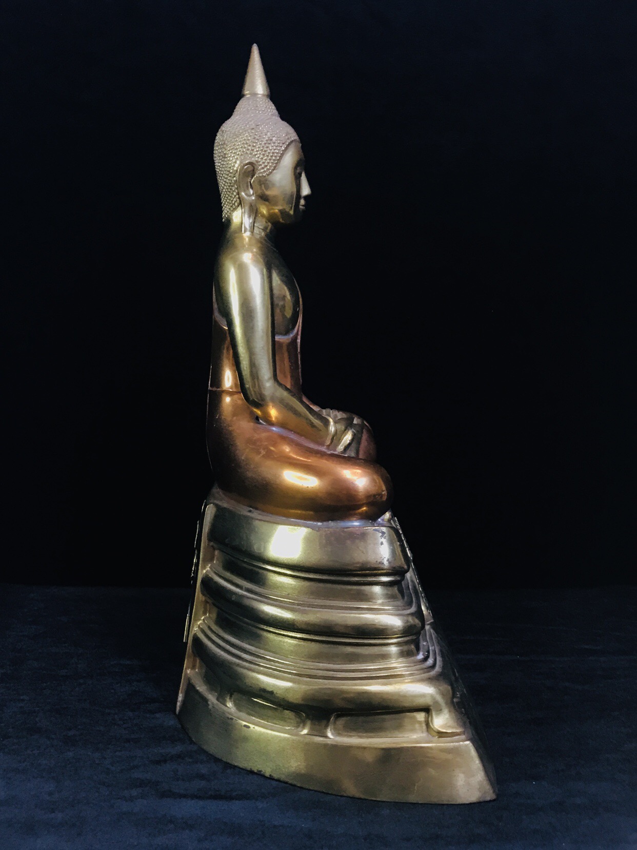 พระบูชาพระพุทธโสธร ภปร. รุ่นย้อนยุค ปี2539 กาญจนาภิเษกครองราชสมบัติครบ 50ปี หน้าตัก9นิ้ว เนื้อสามกษัตริย์ หมายเลข01314