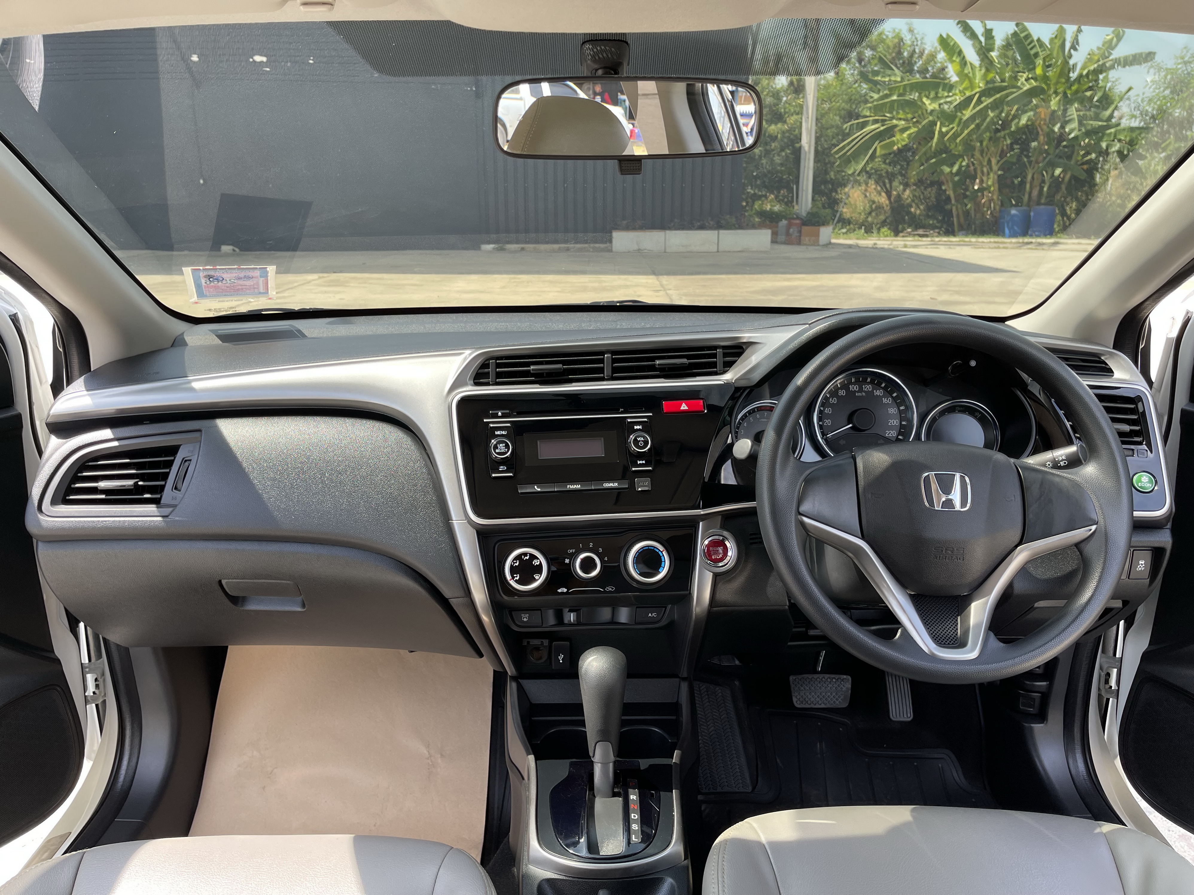 Honda City 1.5 V+ At 2016 ขาว