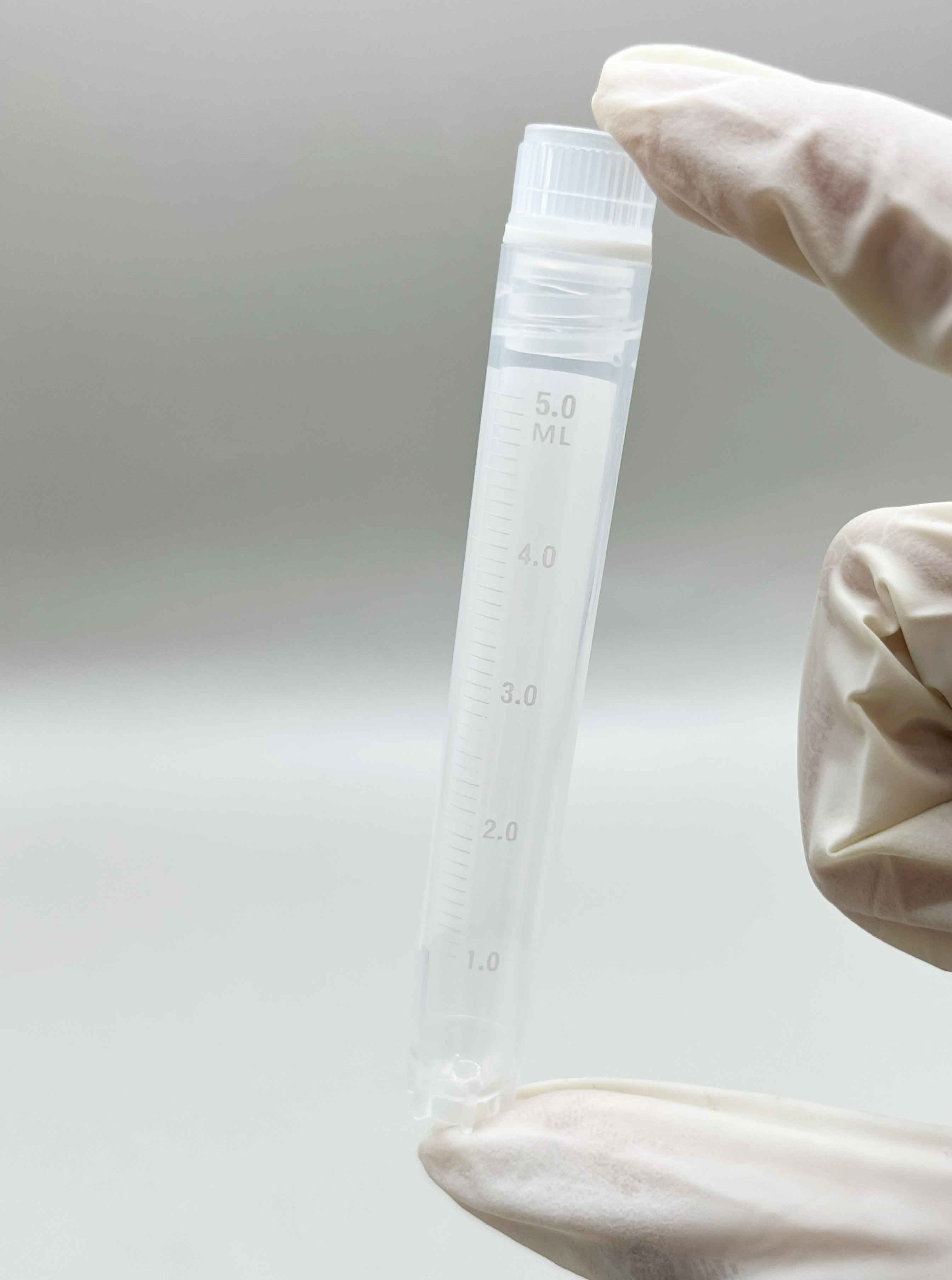 Cryotube Screw cap 2 ml , 3.6 ml , 5 ml ,( Free-standing ) , steriled ,Can Frozen - 196 ํC, หลอดเก็บตัวอย่างฝาเกลียว มีสเกล, แช่แข็งได้ -196 องศา ( ขายส่งยกลัง)